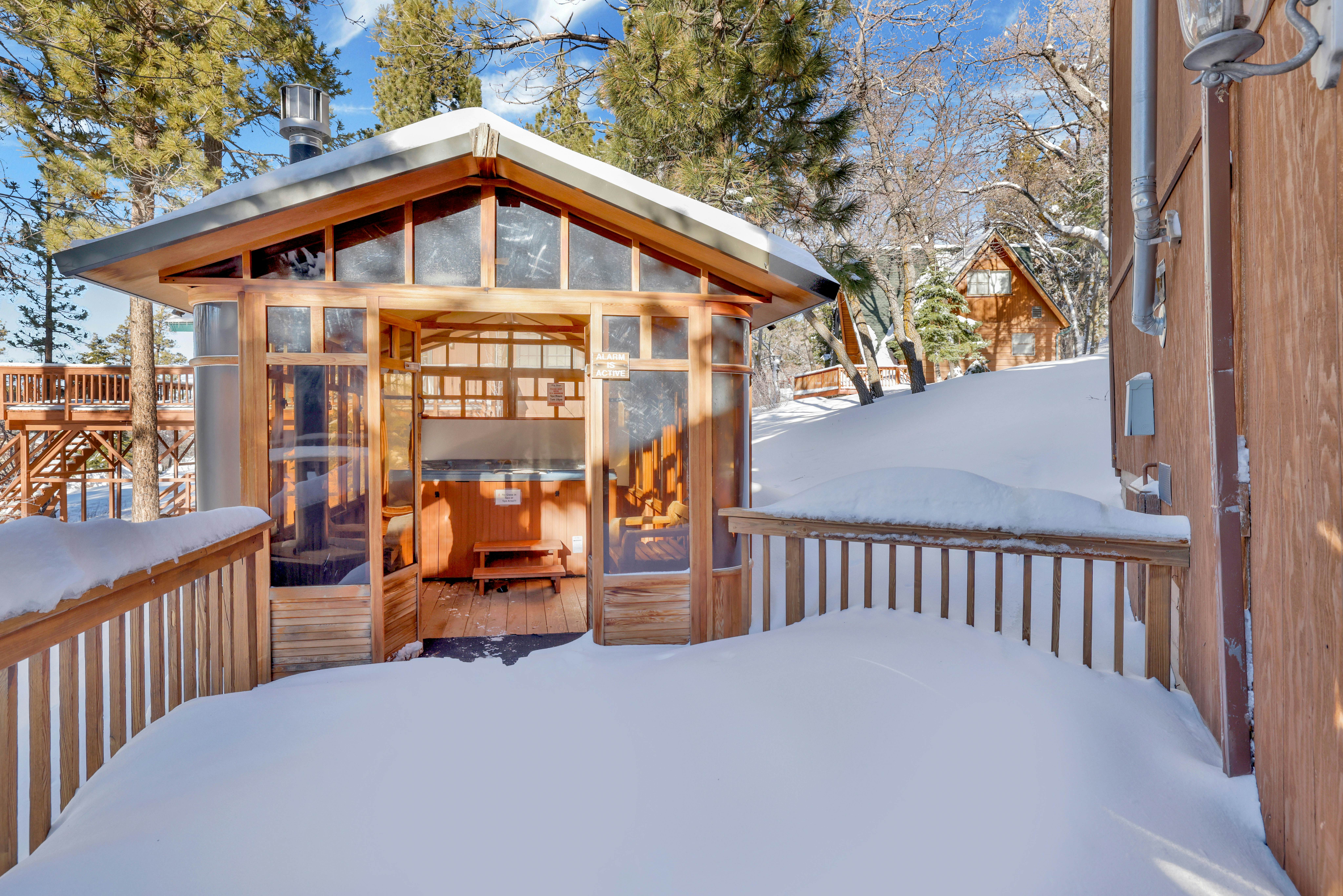 1842-Black Diamond Chalet