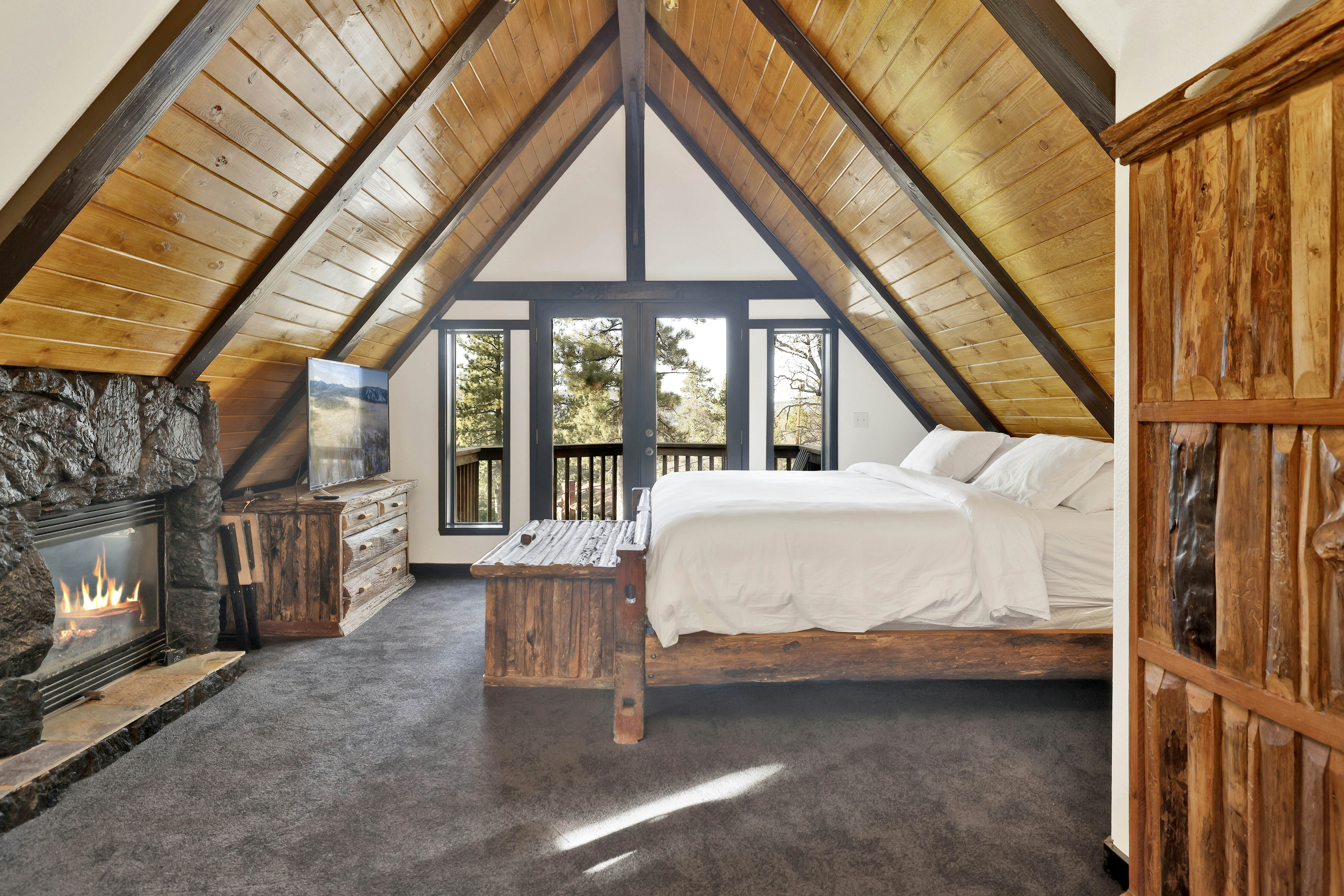 1842-Black Diamond Chalet