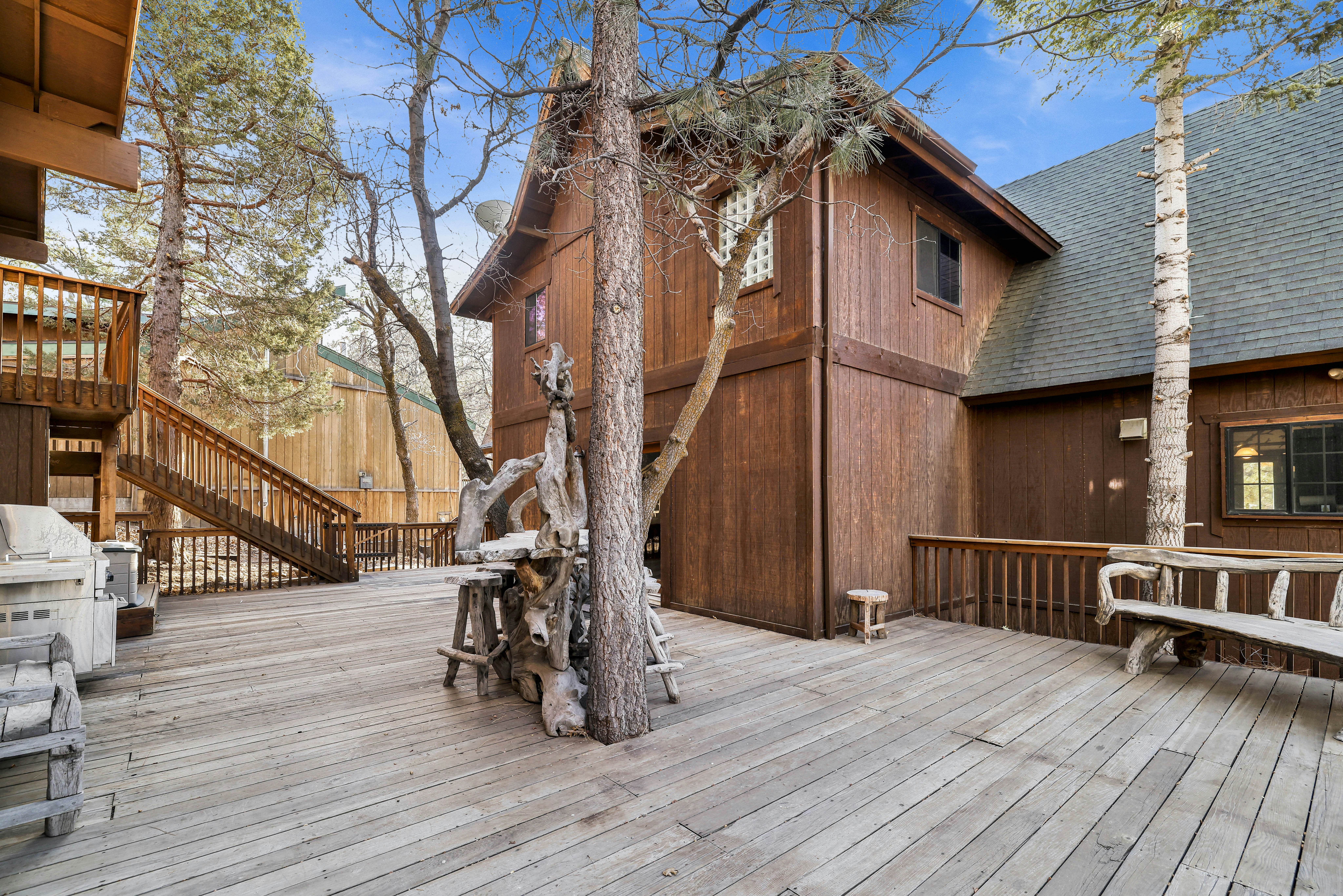 1842-Black Diamond Chalet