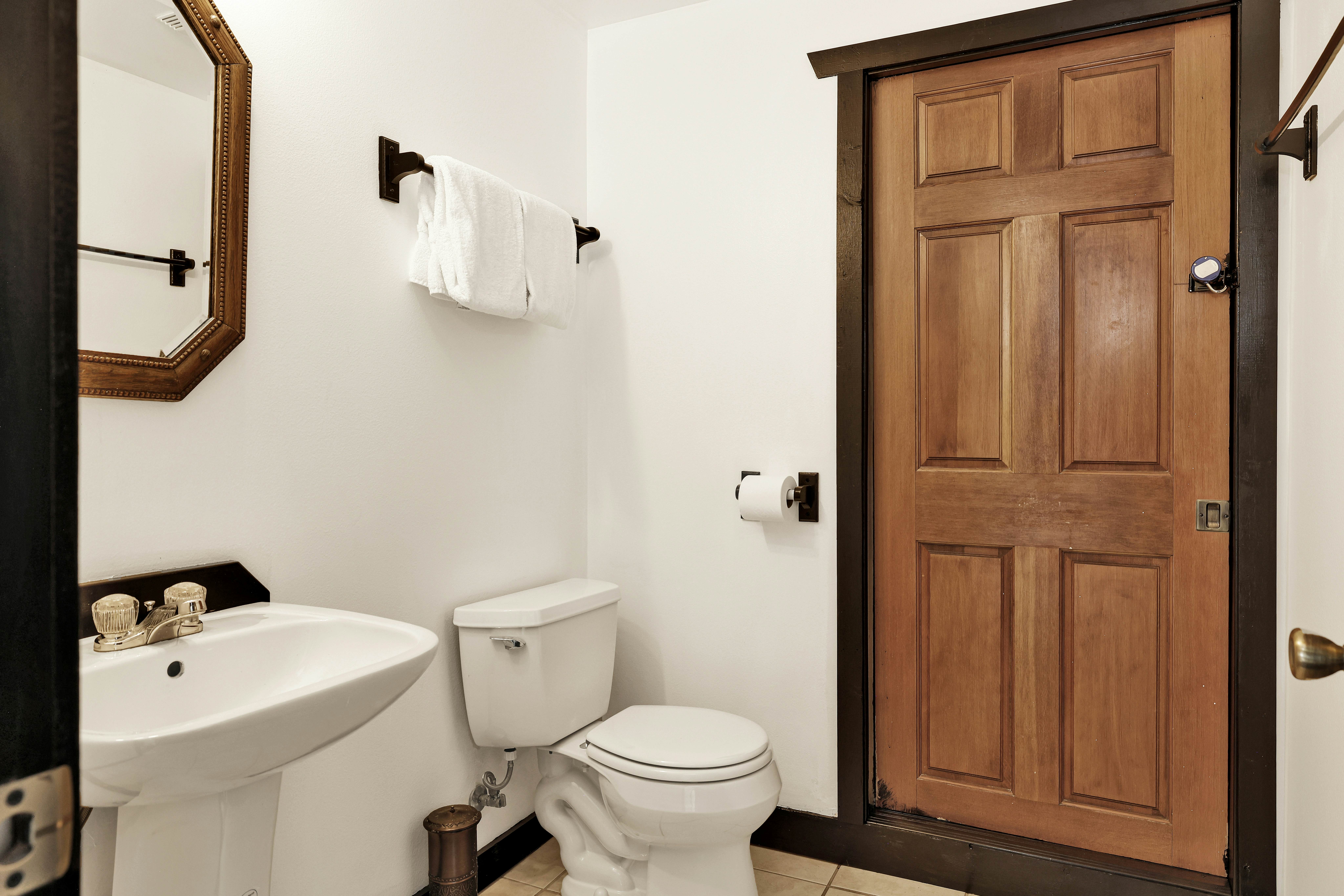 1842-Black Diamond Chalet