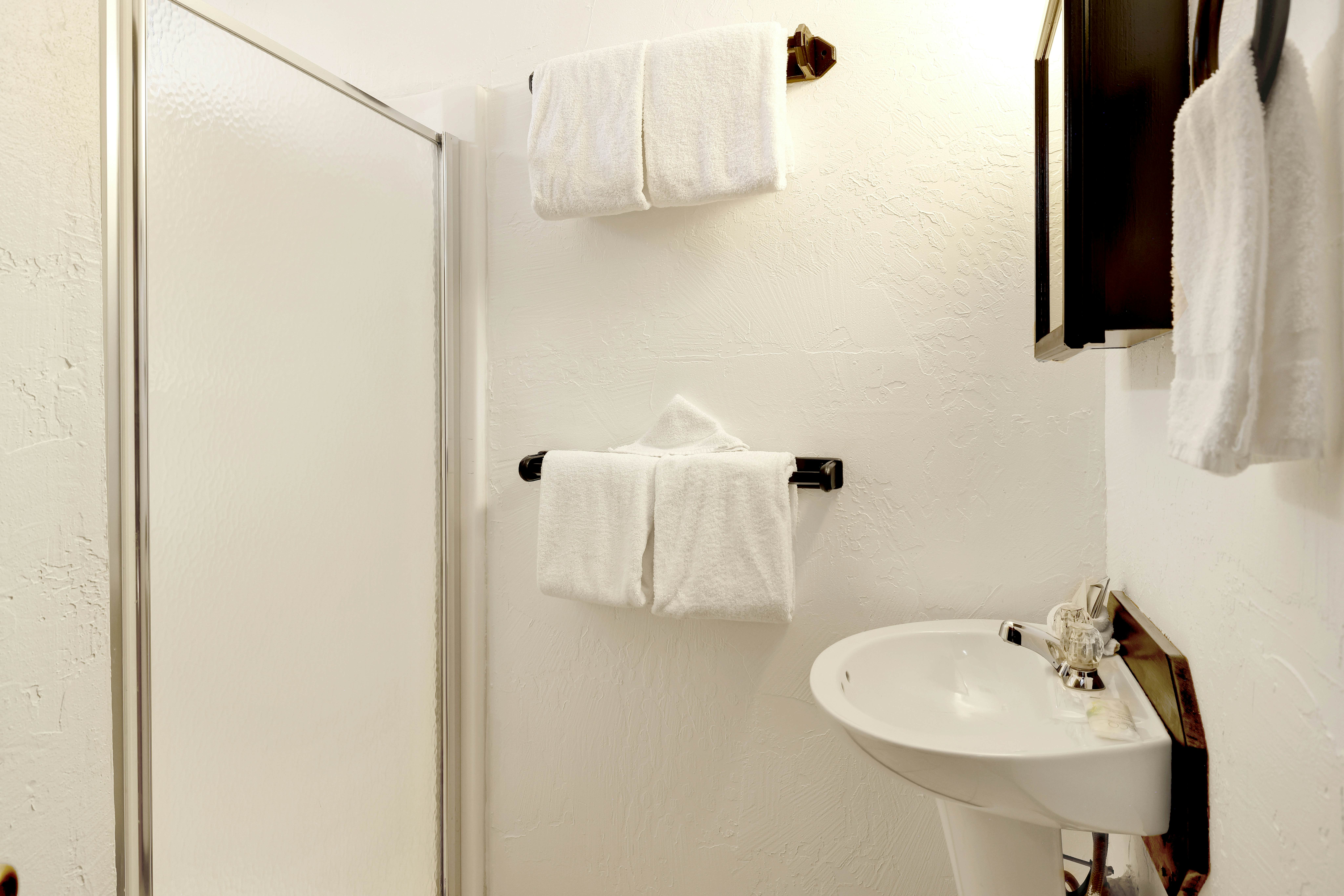 1842-Black Diamond Chalet