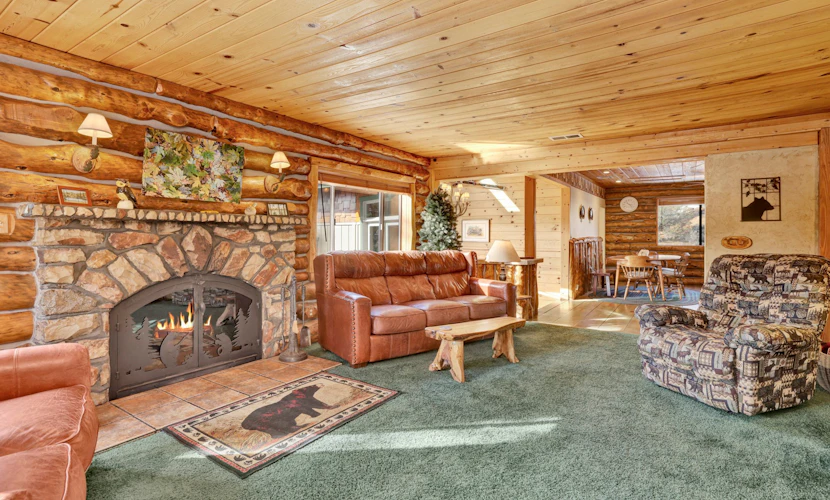 Pleasant Pause Family Retreat | Across from Lake | Fawnskin, Big Bear