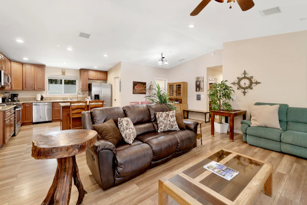 Kit Kats Hideaway Big Bear- Hot Tub- Games