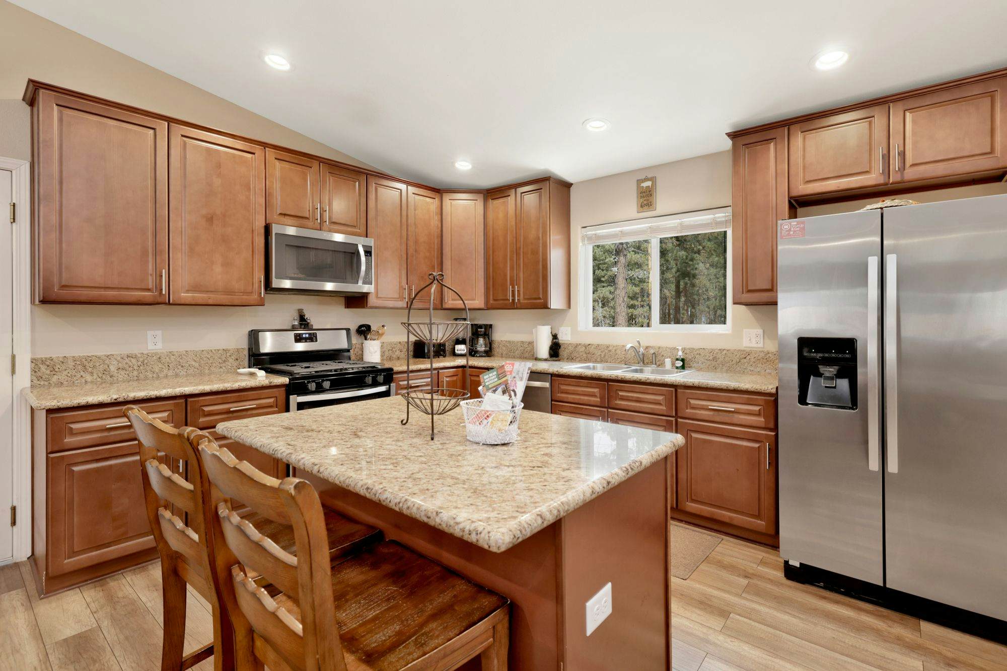 1874-Kit Kat's Hideaway