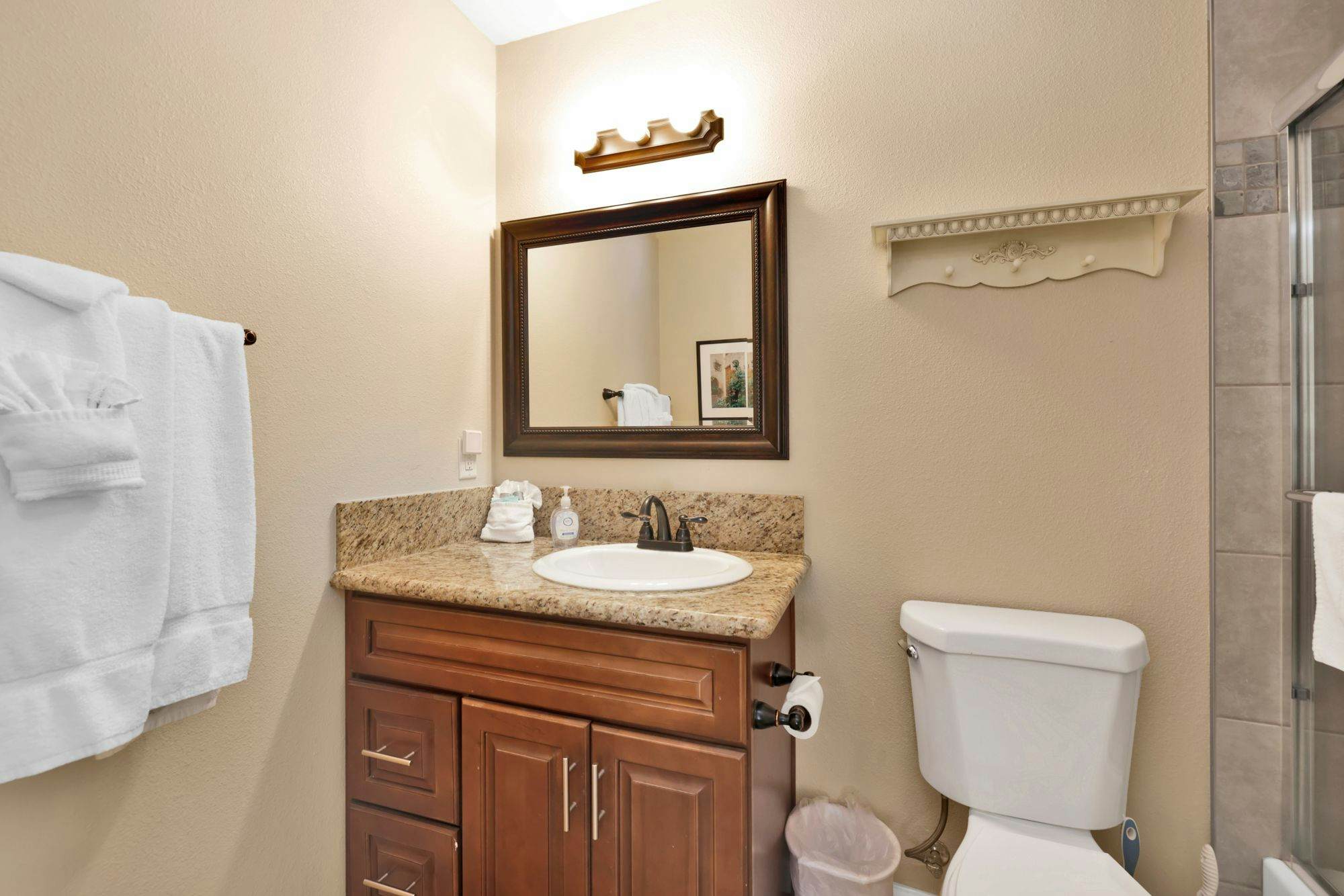 1874-Kit Kat's Hideaway