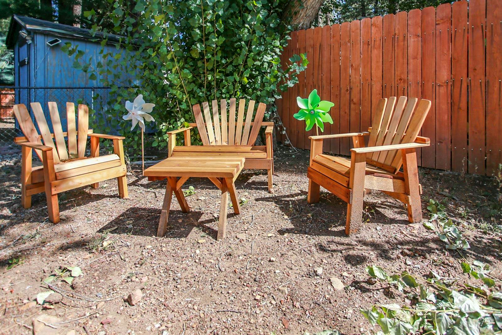 1874-Kit Kat's Hideaway