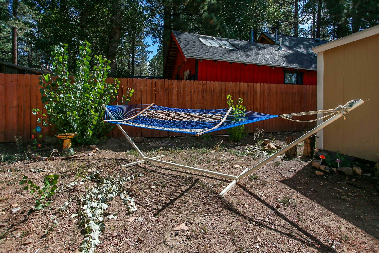 1874-Kit Kat's Hideaway