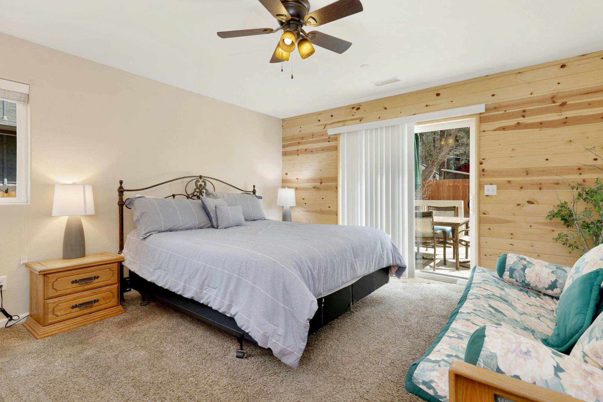 1874-Kit Kat's Hideaway