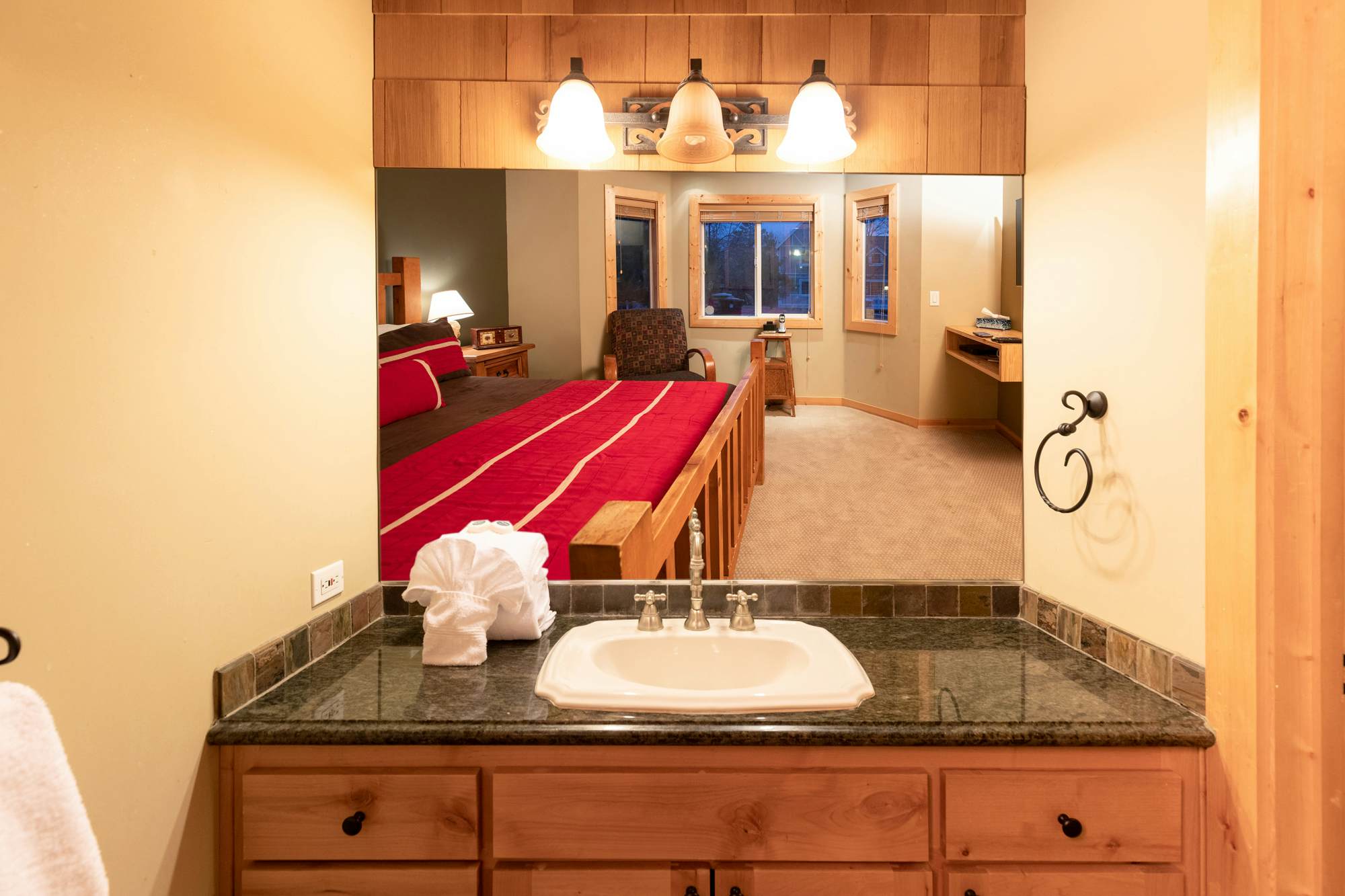 1884 - Grand Forest Lodge