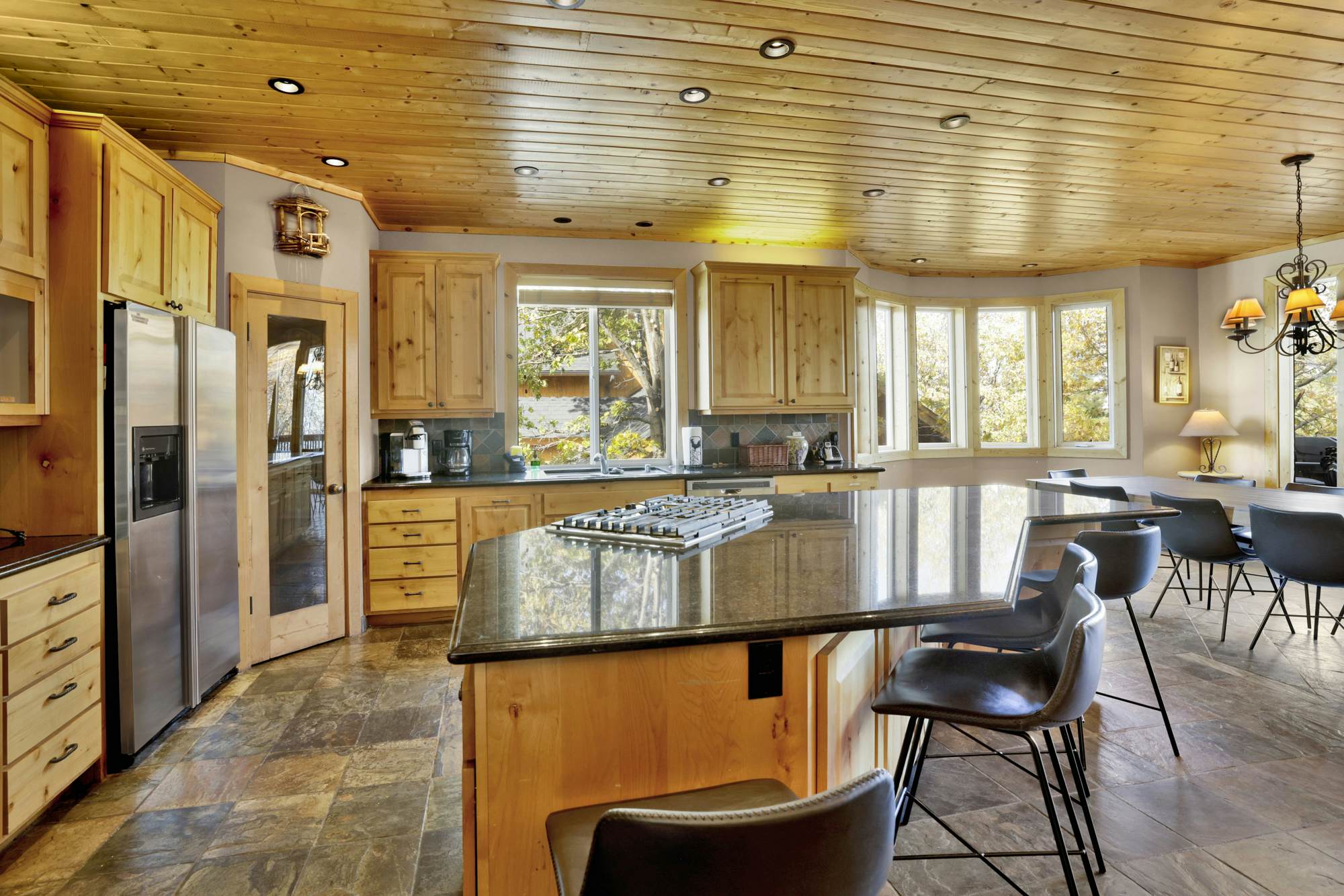 1884 - Grand Forest Lodge