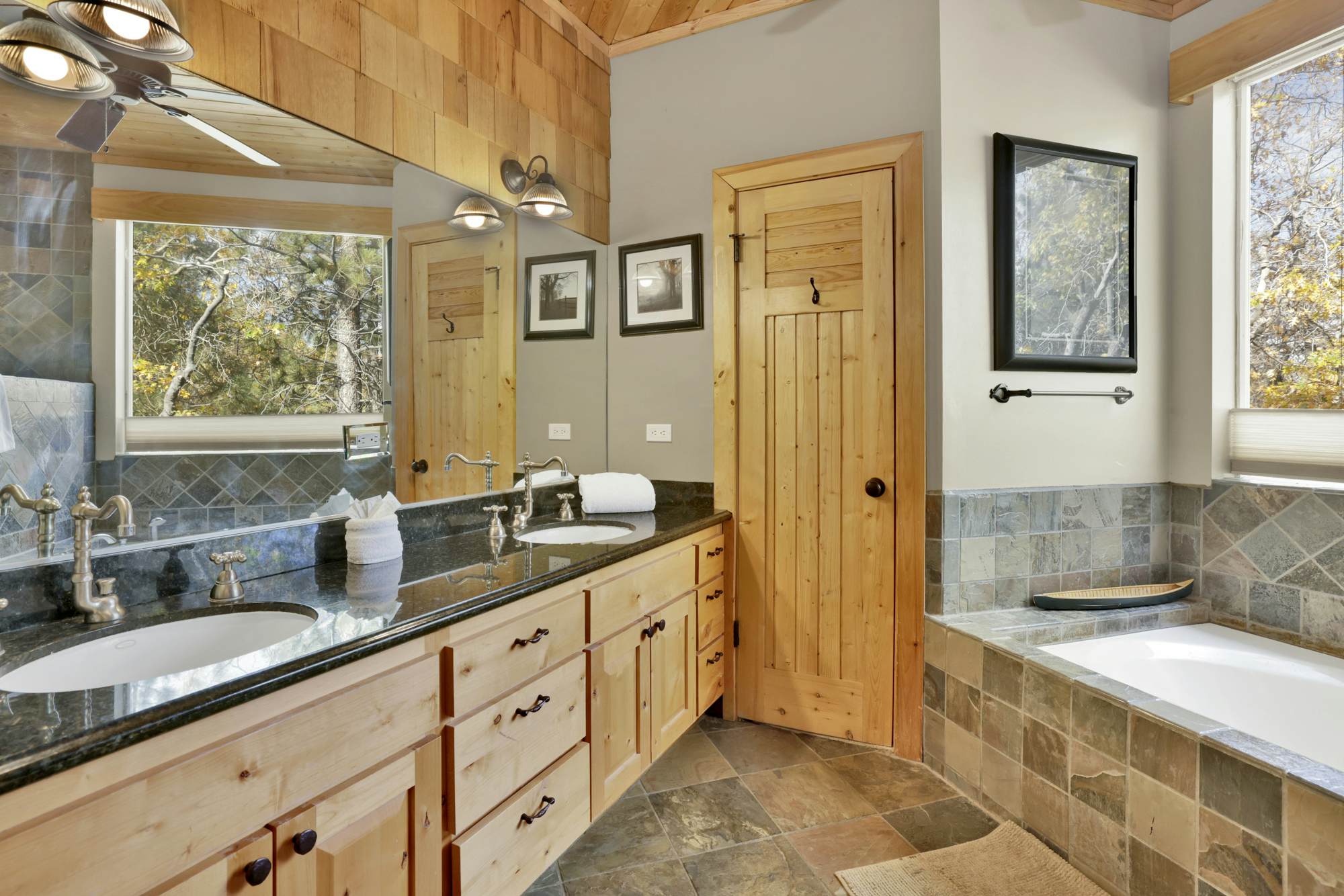 1884 - Grand Forest Lodge