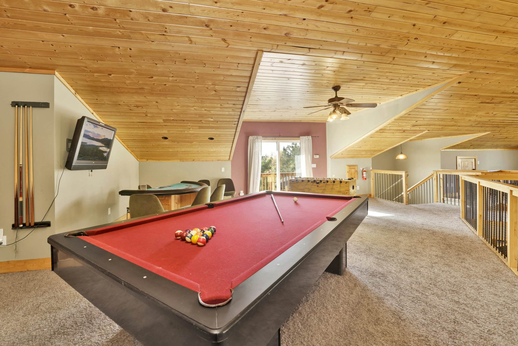 1884 - Grand Forest Lodge