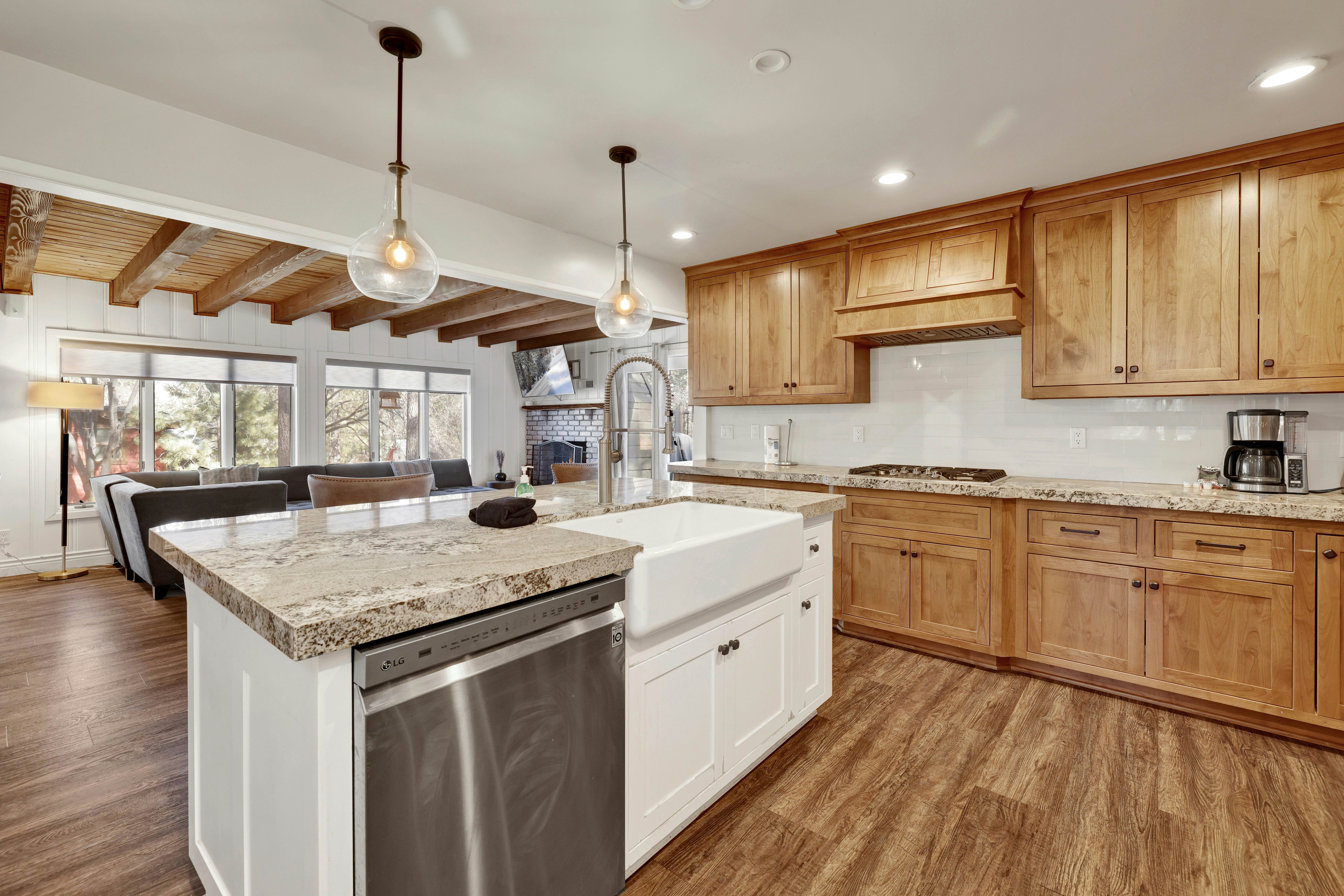 1904-Splash Mountain