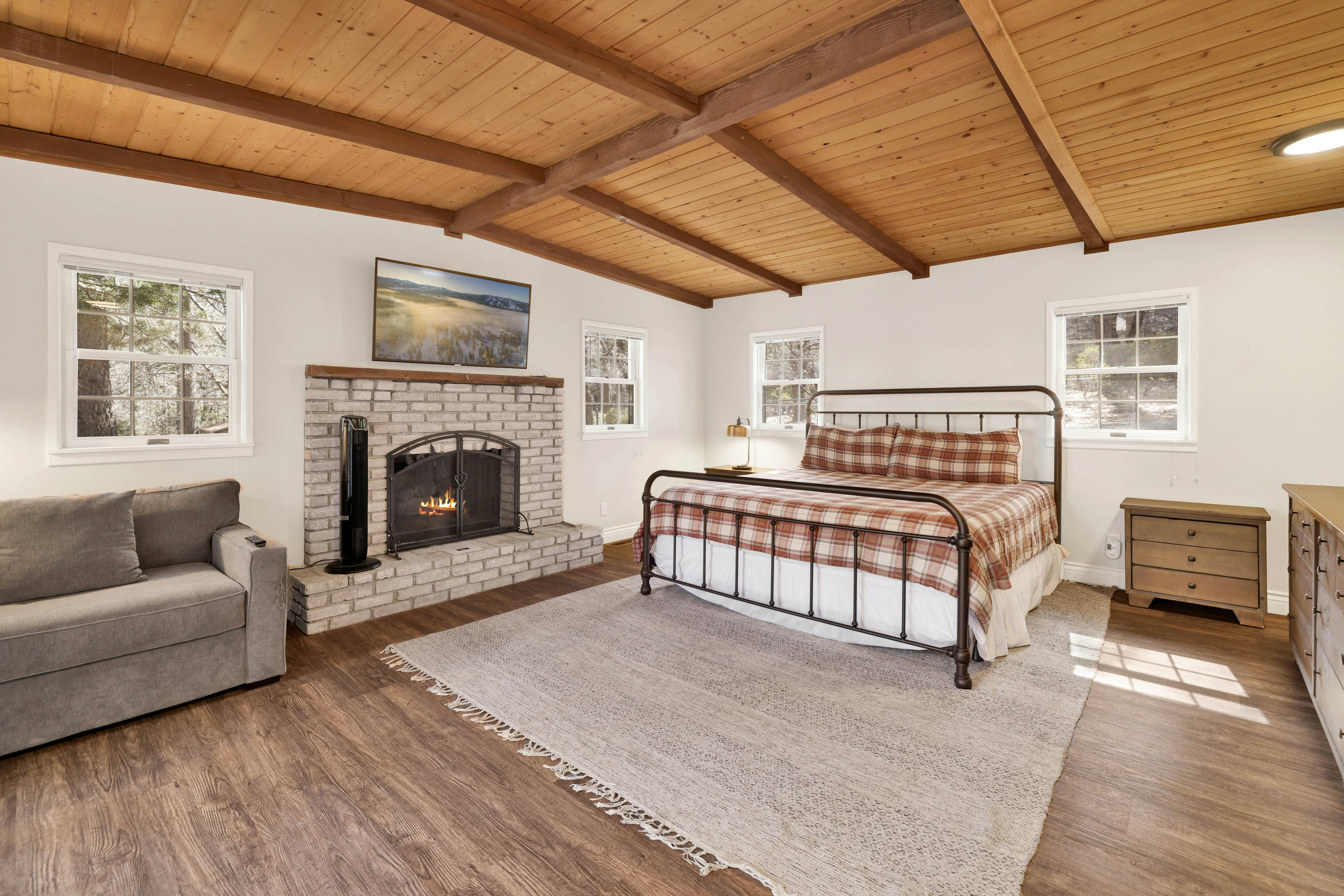 1904-Splash Mountain