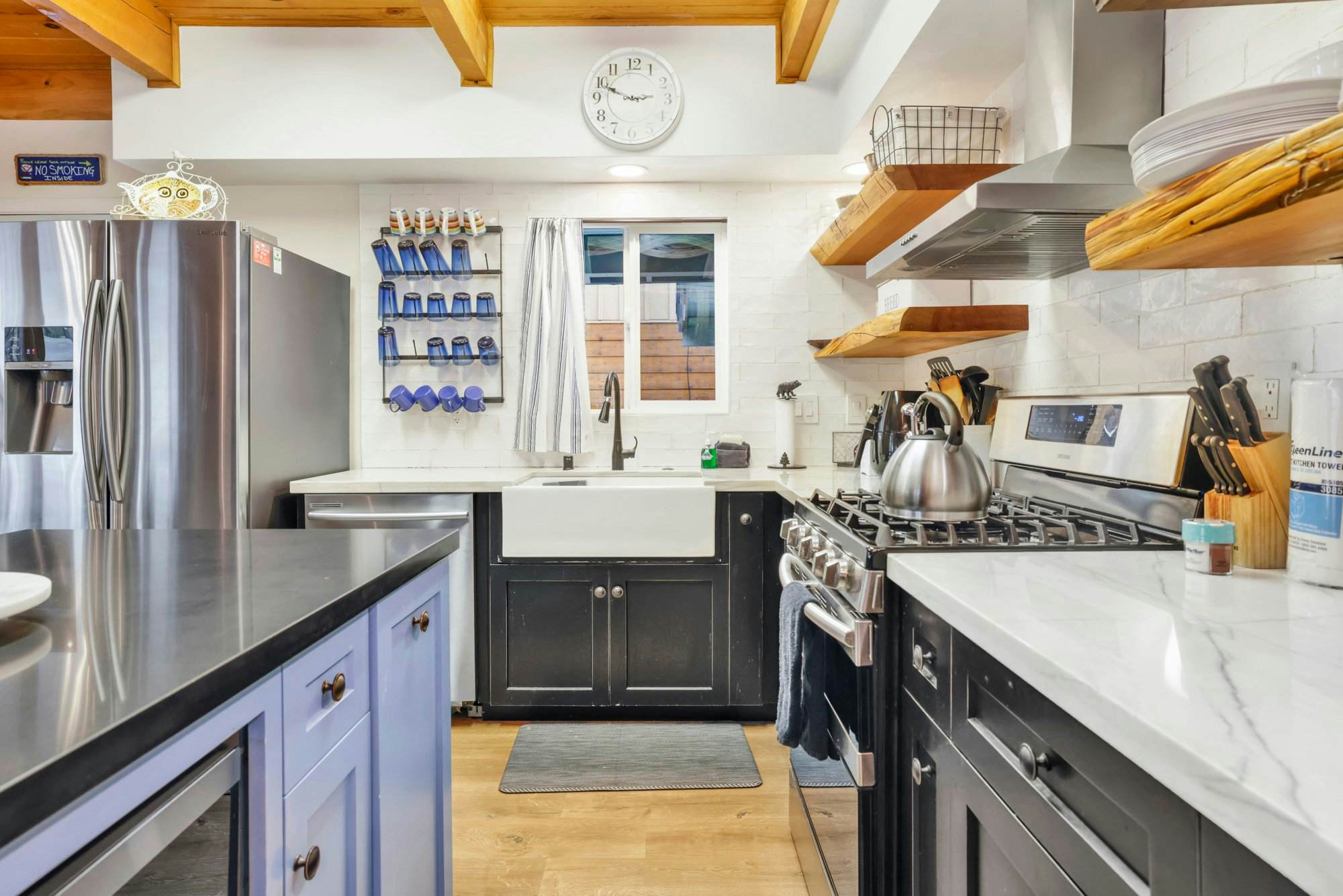 2045-Blue Bear Chalet