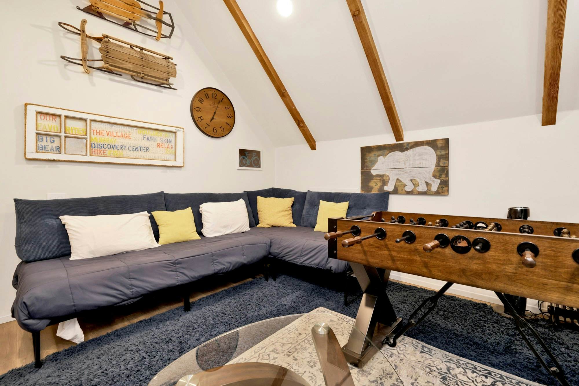 2045-Blue Bear Chalet