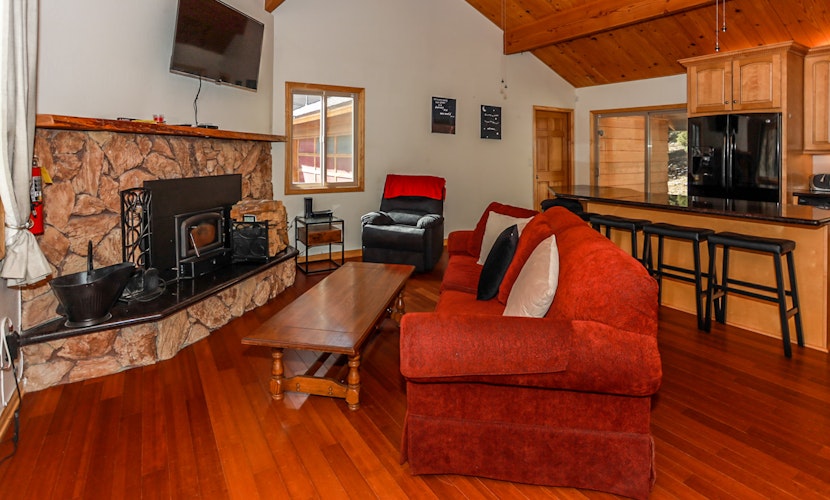 Shasta Mountain Cabin Retreat at Big Bear