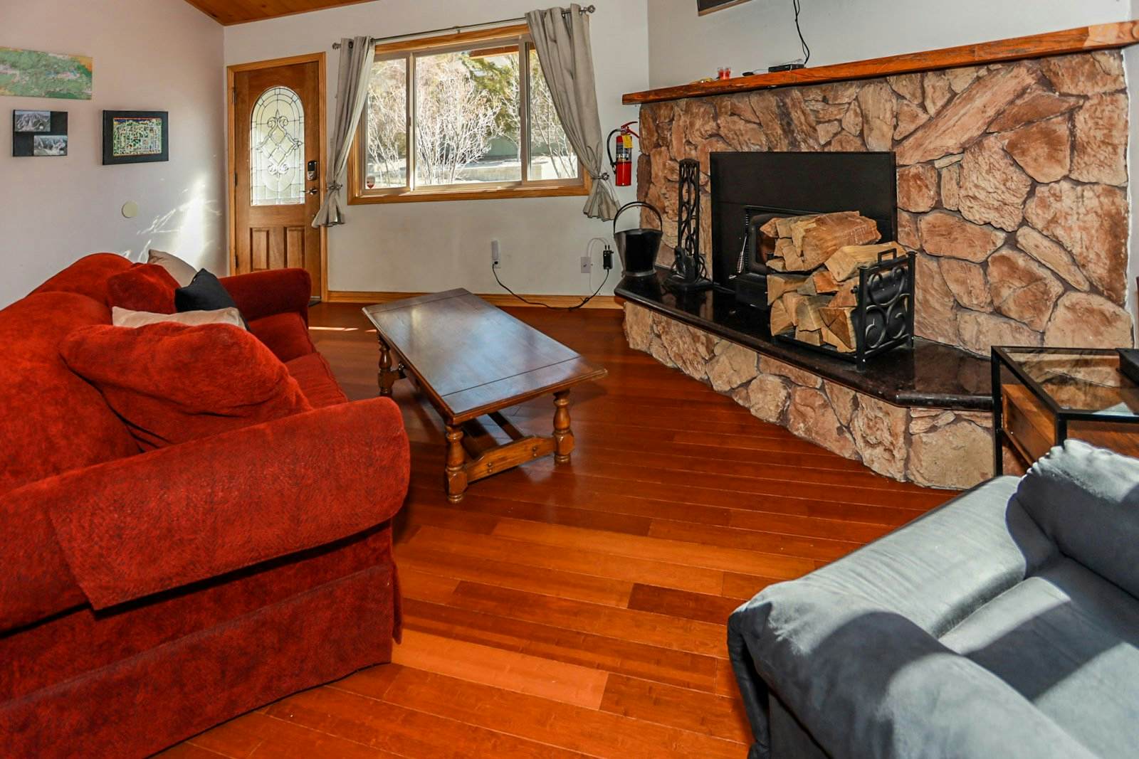 1916-Shasta Mountain Cabin