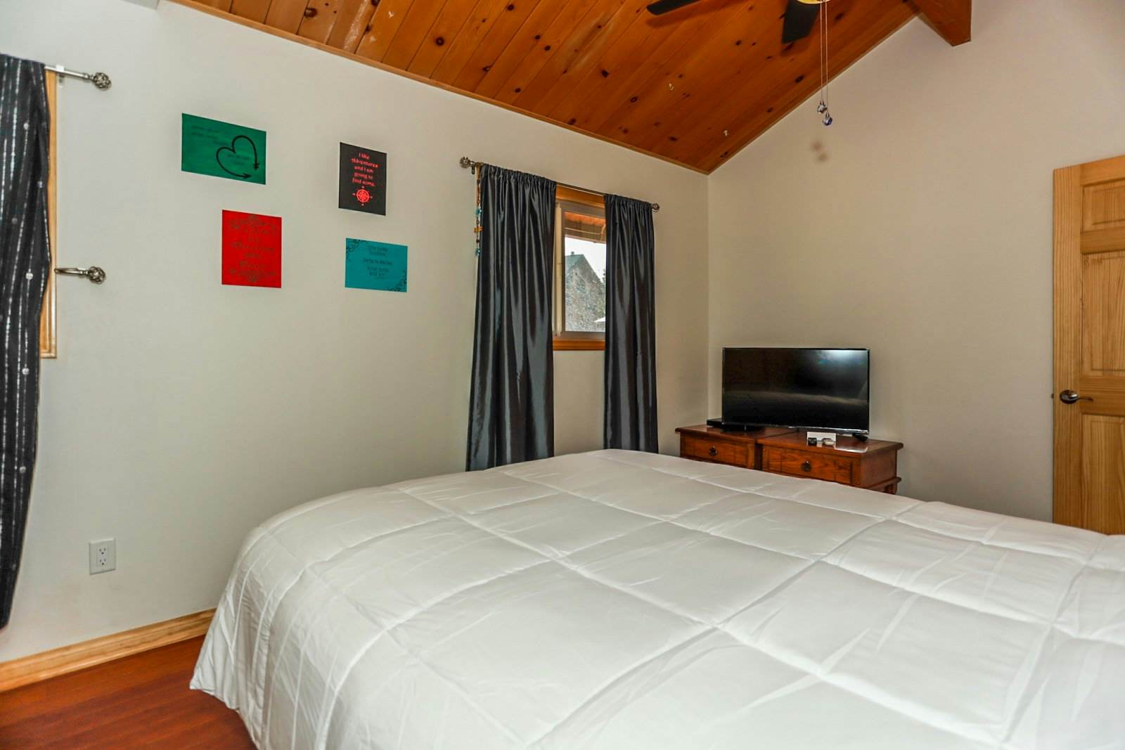 1916-Shasta Mountain Cabin