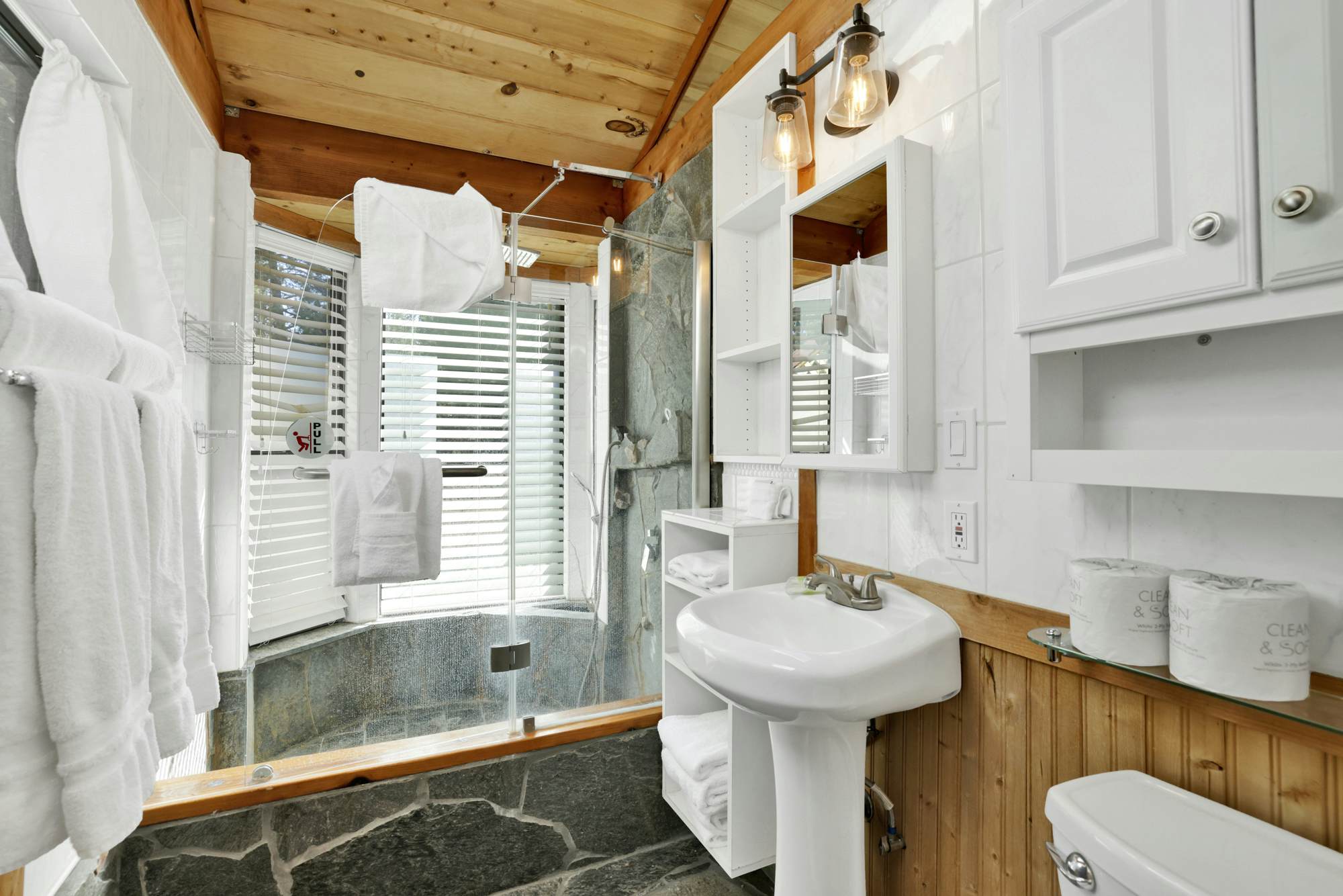 1929-Moonlight Ridge