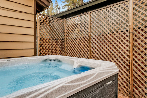 Bohemia Big Bear w/ Hot Tub + Games