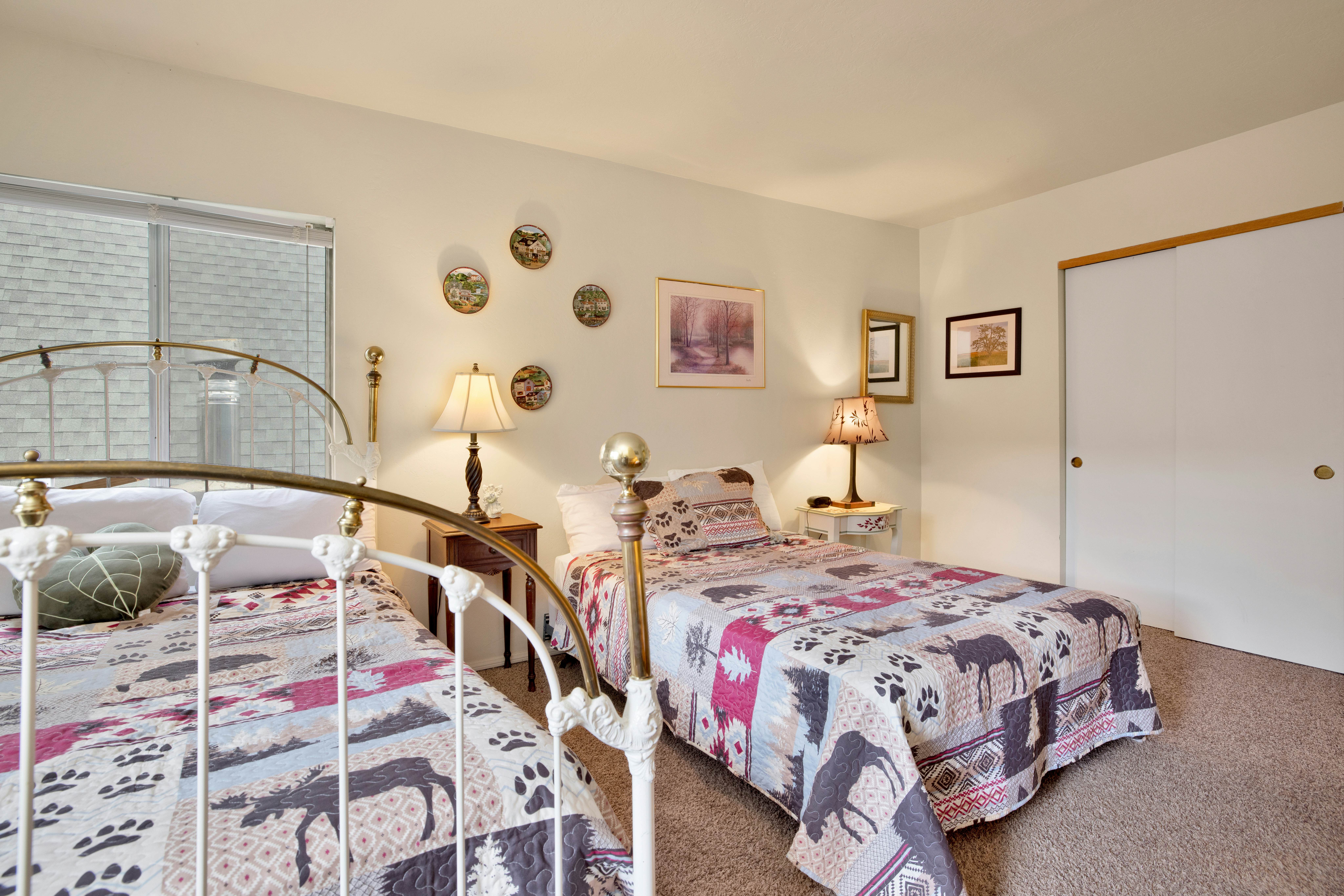 1945 - Idle Hours Inn