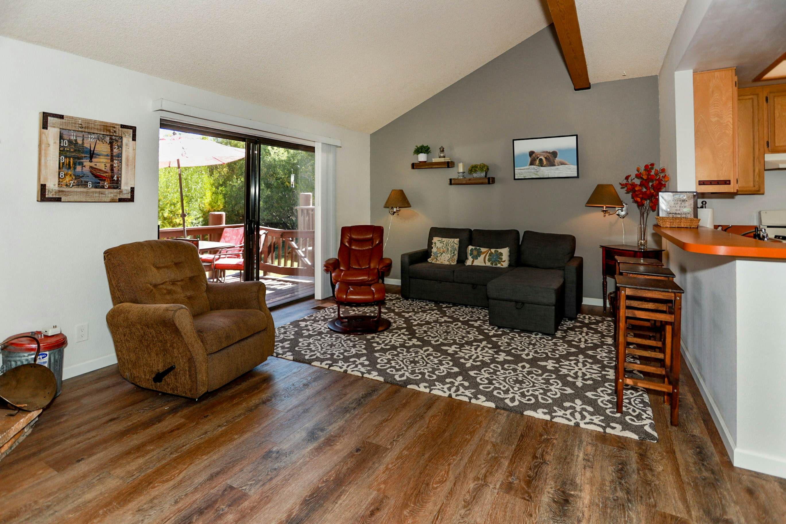 1952-Cienega Getaway