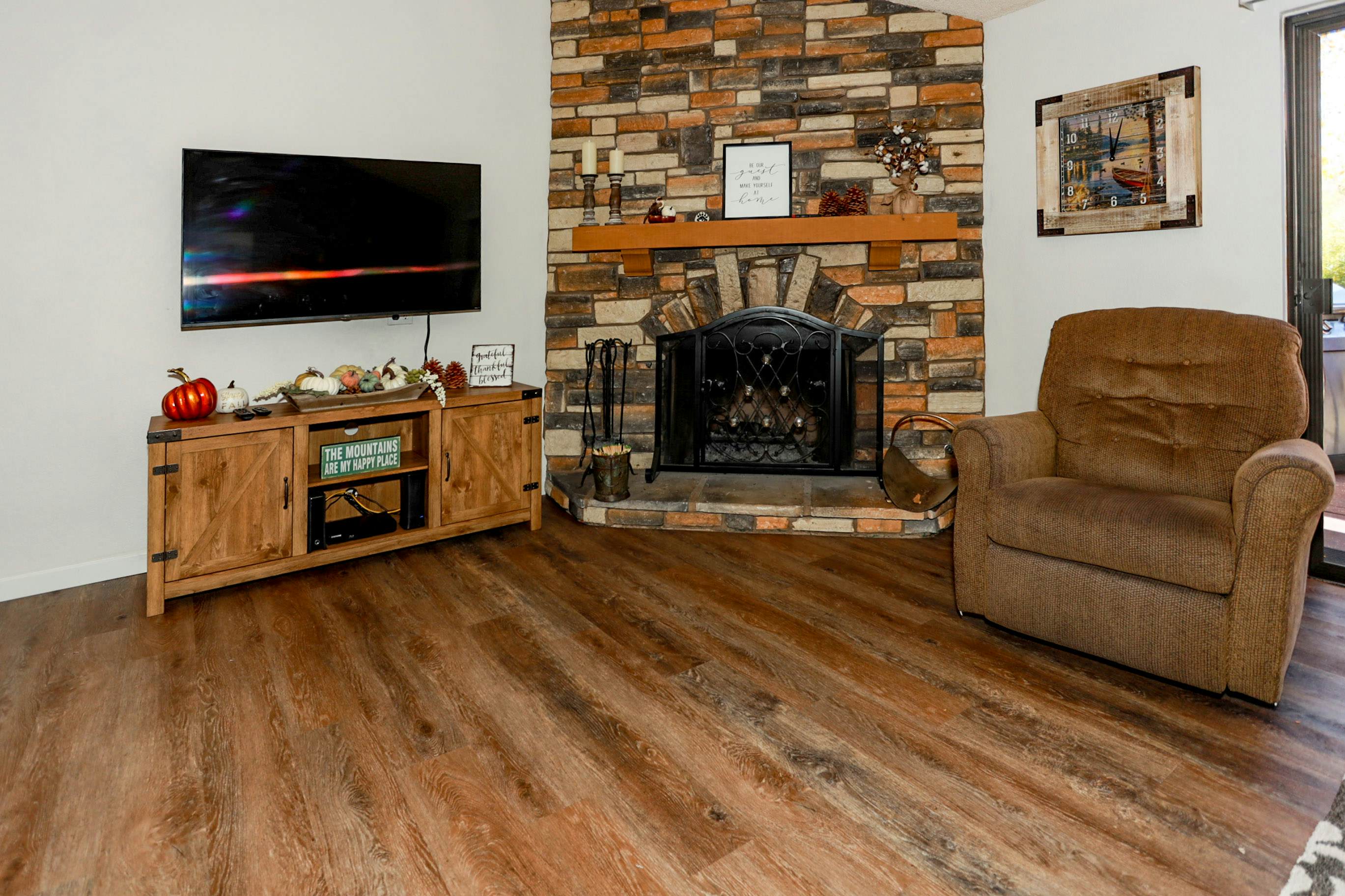 1952-Cienega Getaway