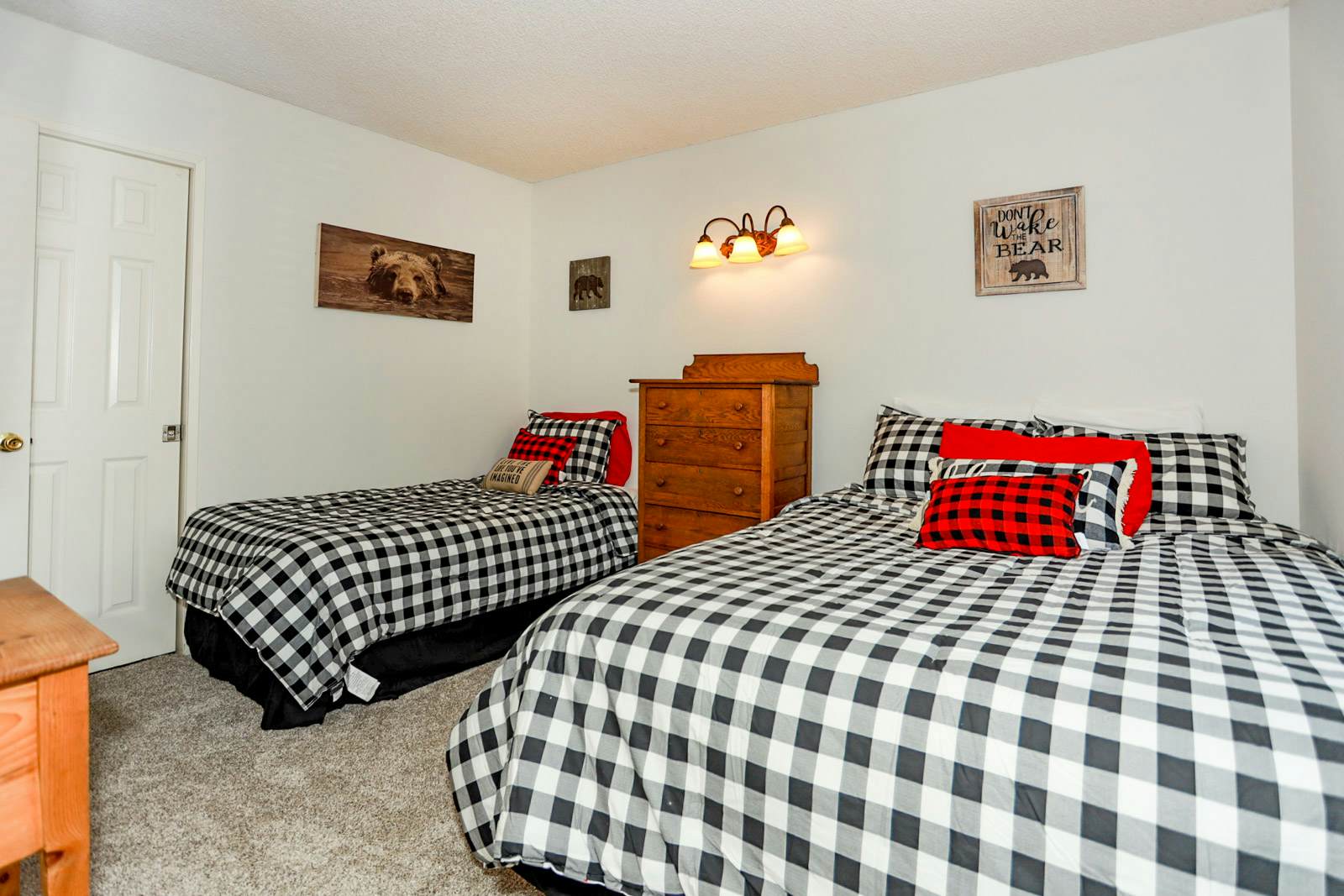 1952-Cienega Getaway