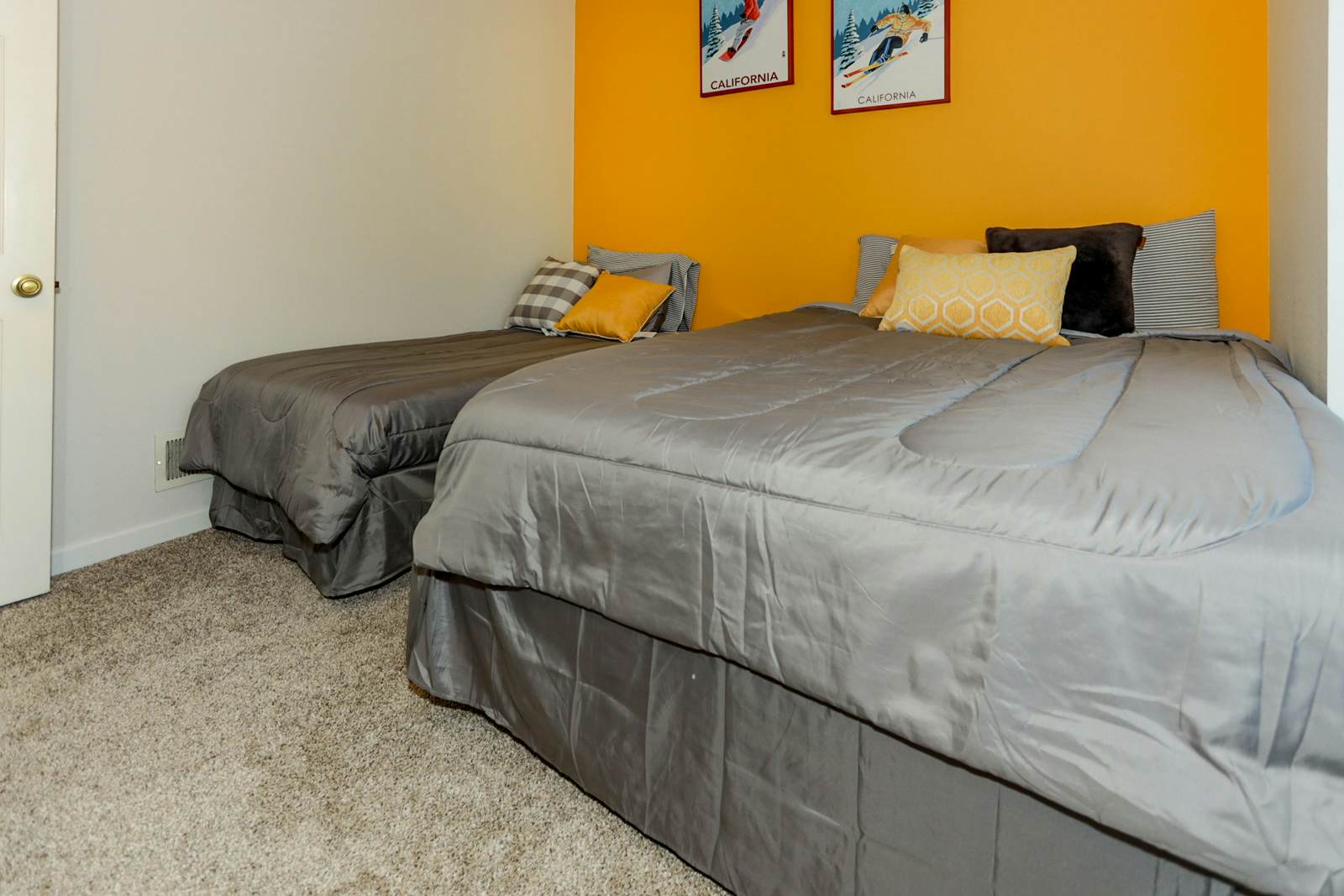 1952-Cienega Getaway