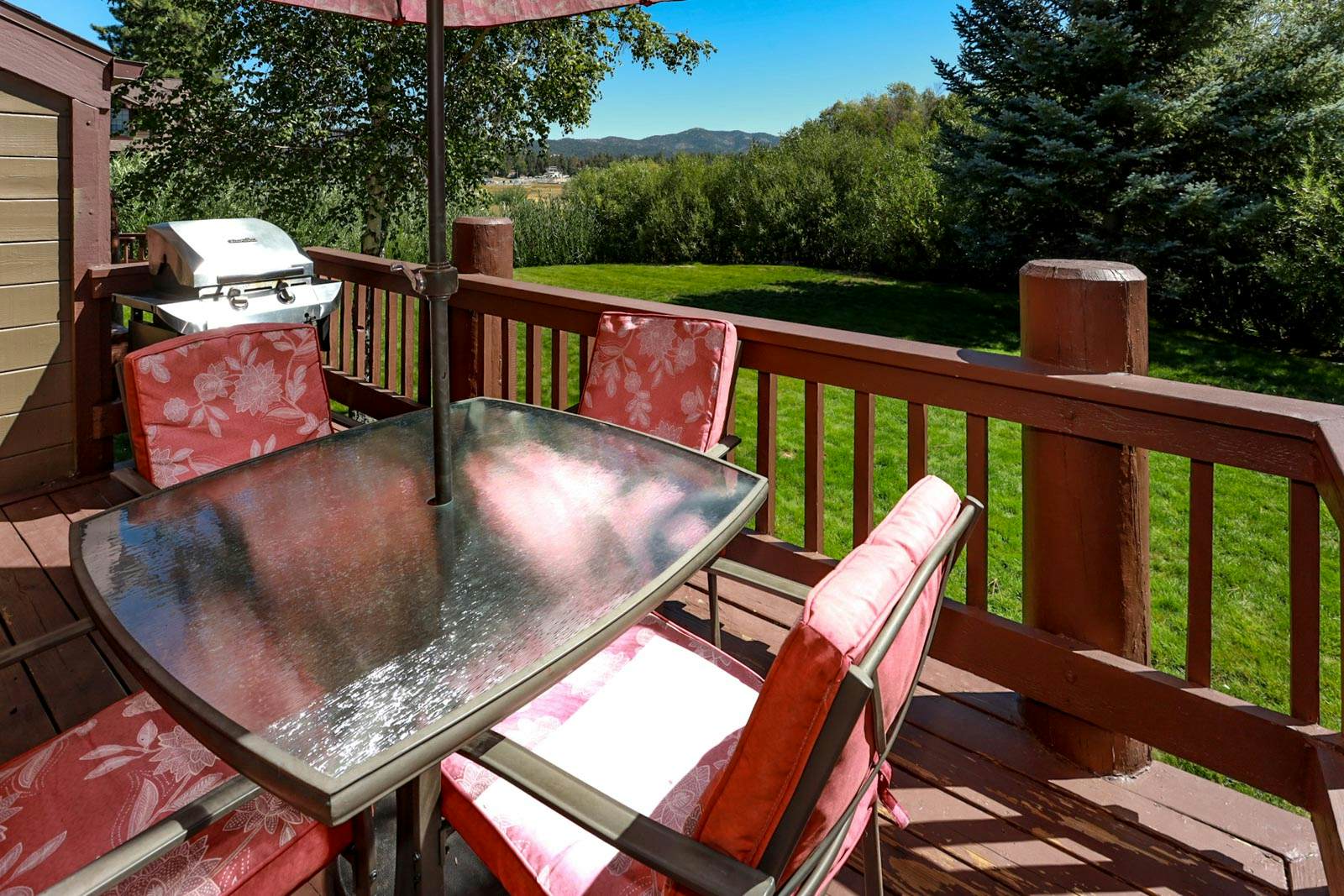 1952-Cienega Getaway