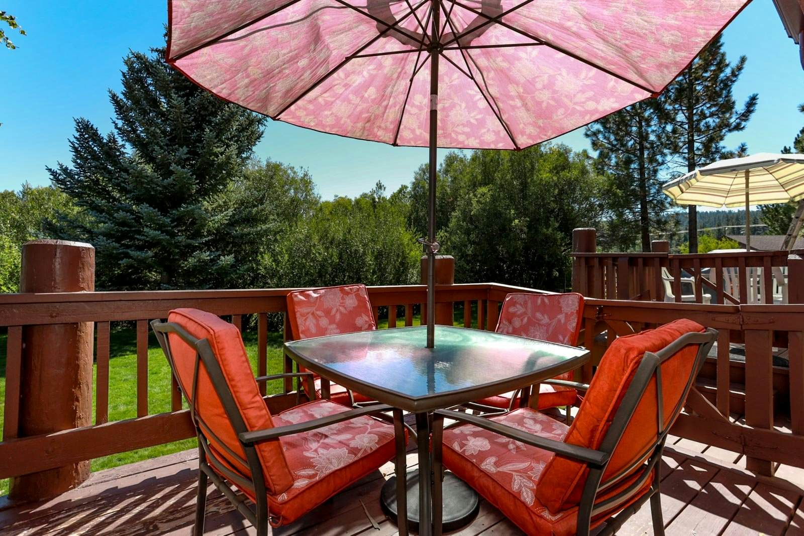 1952-Cienega Getaway