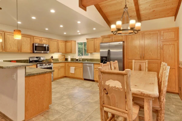 La Cerena Getaway at Big Bear- Pool Table- Ski Resort Central