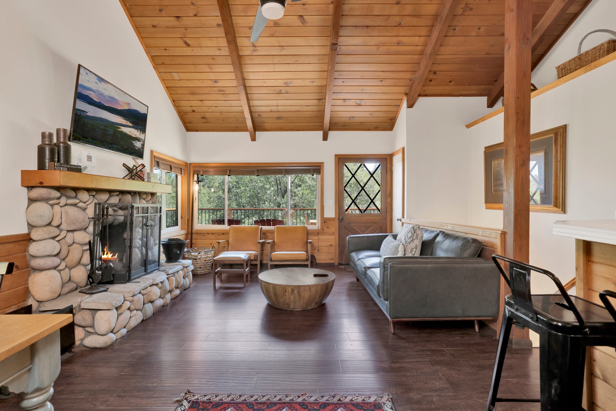 Black Oak Cabin Retreat Big Bear w/ Hot Tub