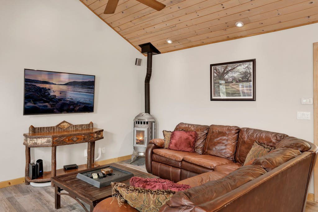 One Hundred Pines Equestrian Ranch at Big Bear Lake