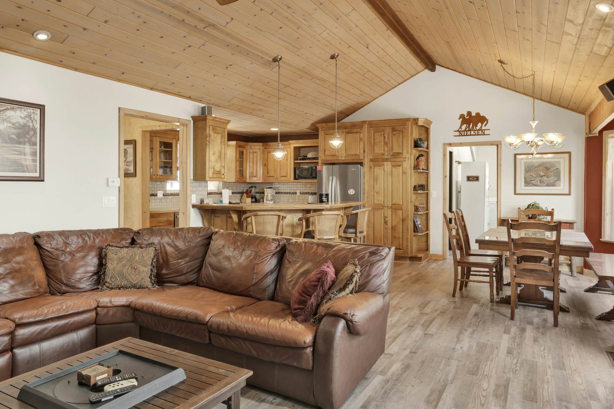 2005- One Hundred Pines Ranch