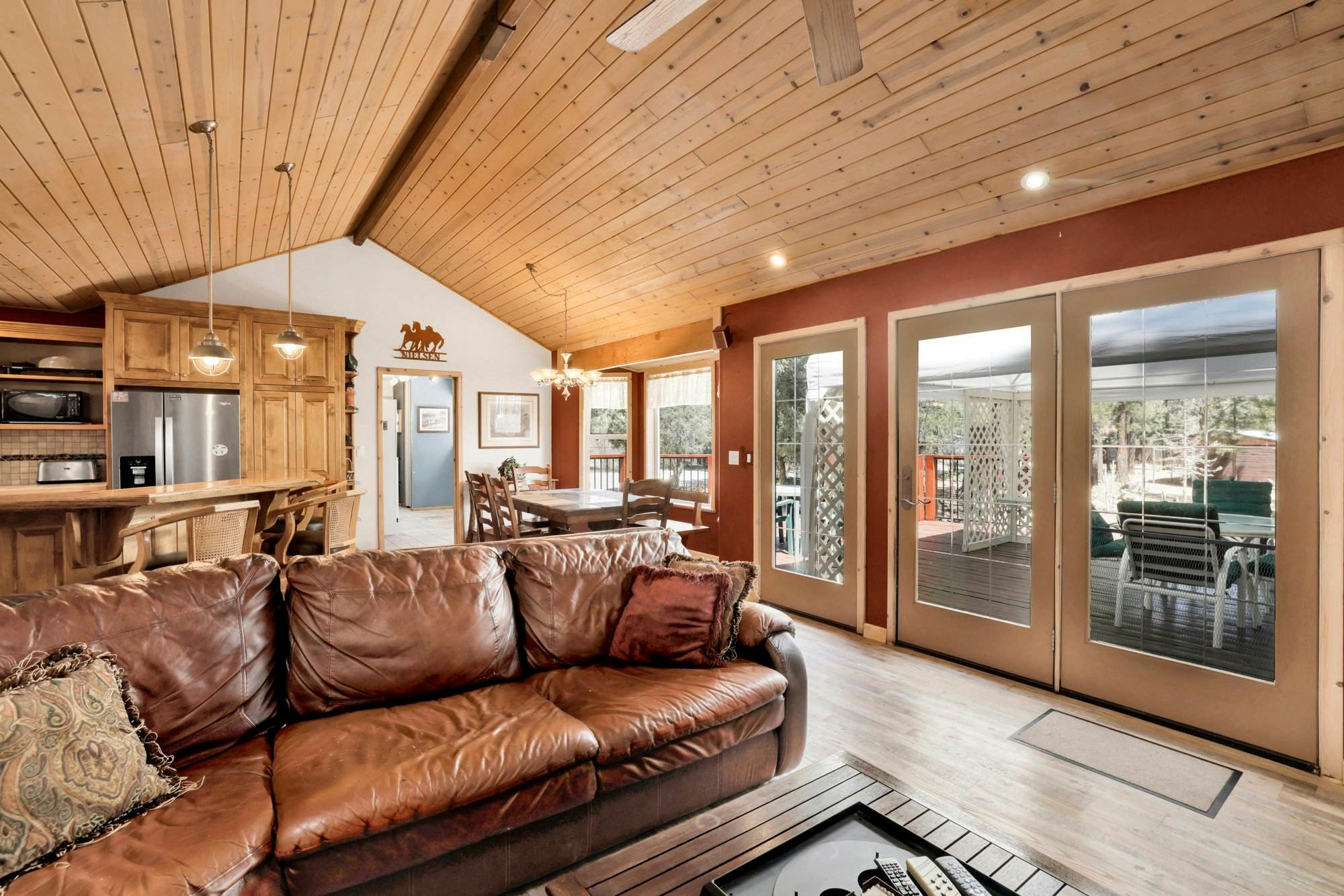 2005- One Hundred Pines Ranch