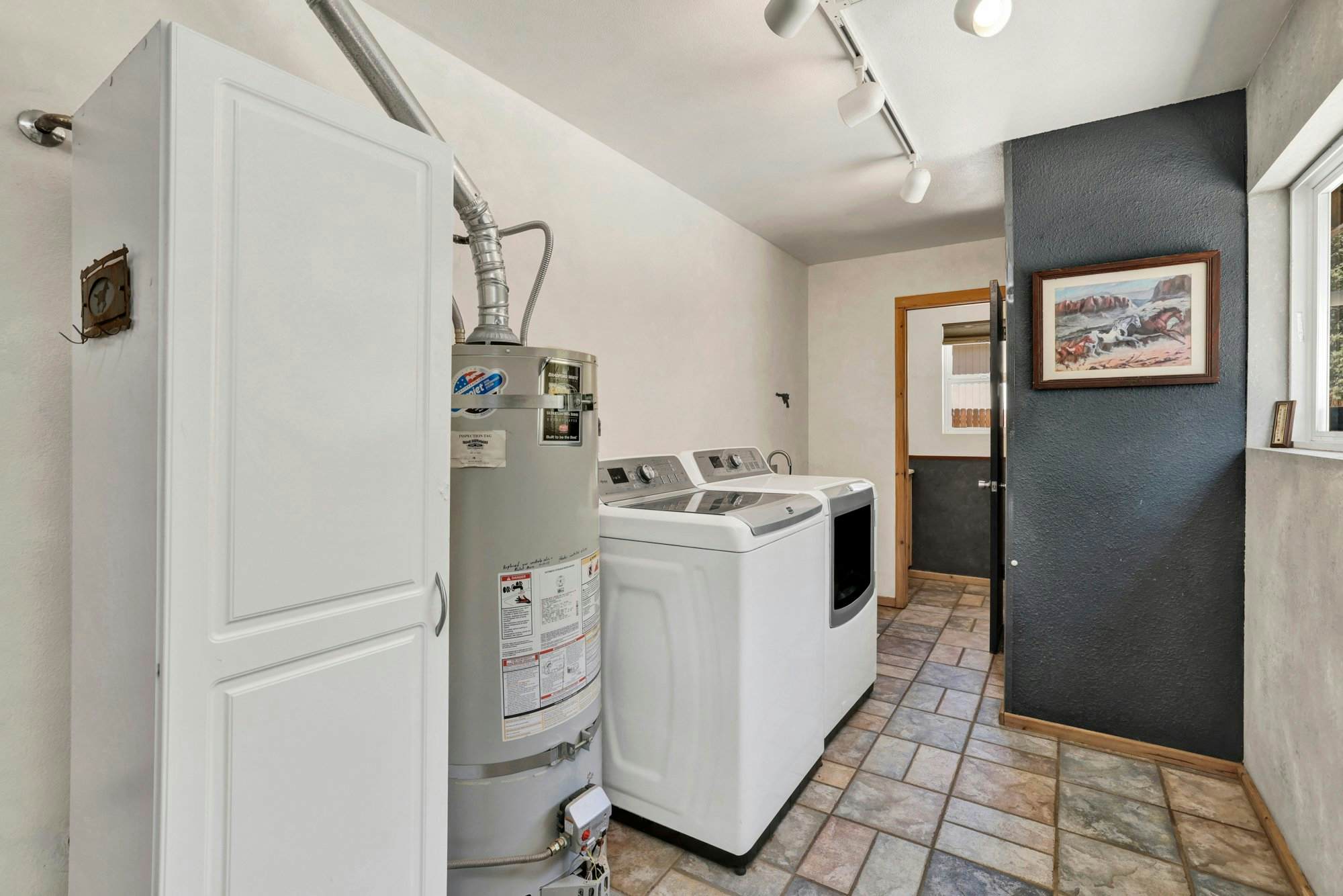 2005- One Hundred Pines Ranch