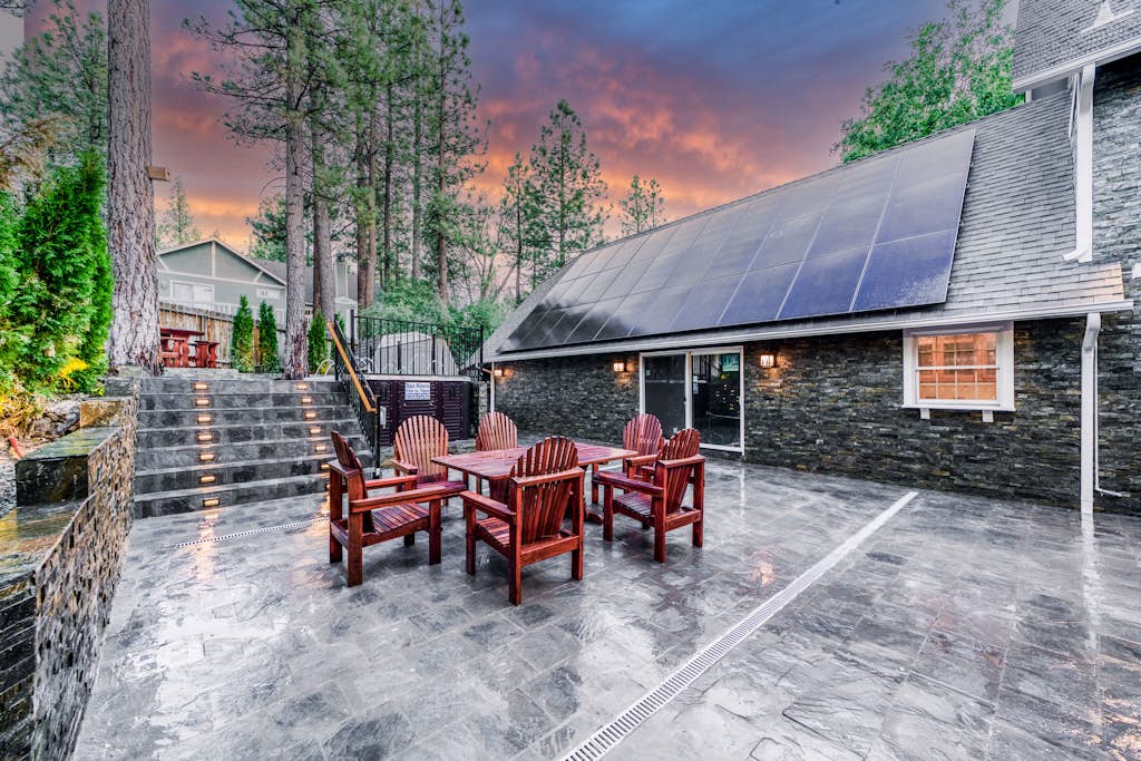 Bears Palace at Big Bear ~ Swim Spa ~ Games ~ Central Luxe Chalet Retreat~