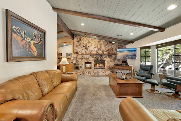 Moose Manor Estate at Big Bear- Hot Tub- Games