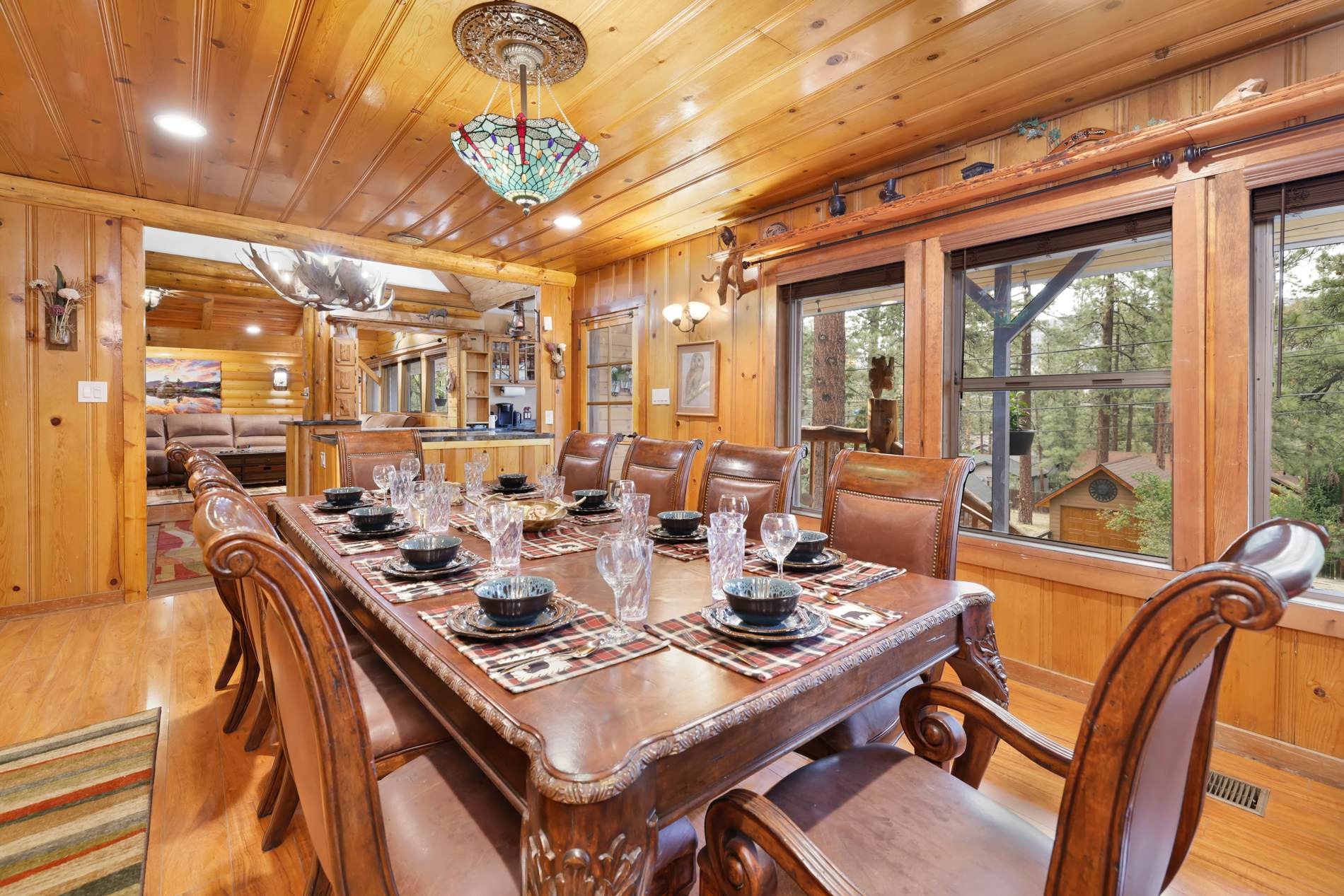 2031-The Big Bear Fox Lodge