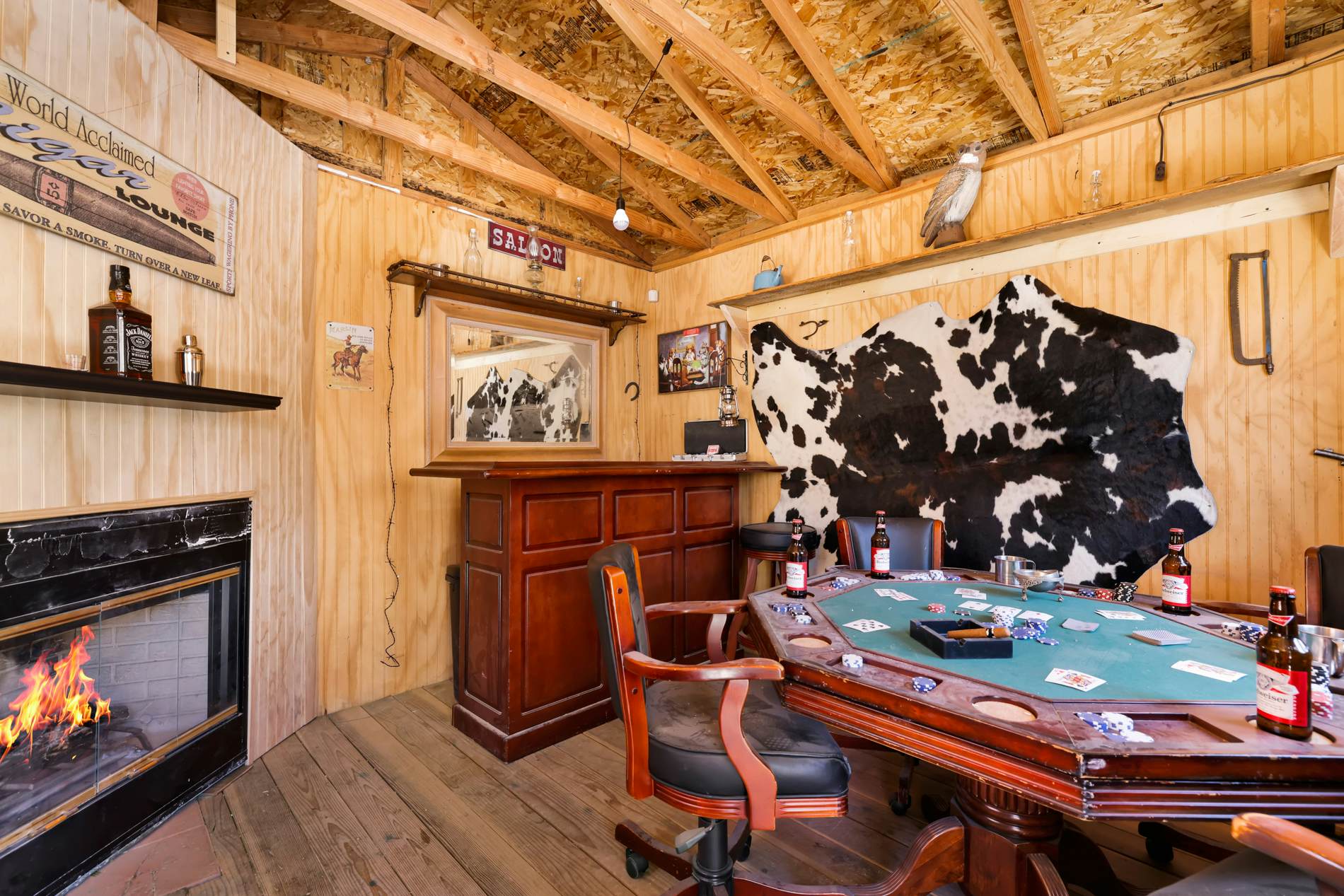 2031-The Big Bear Fox Lodge