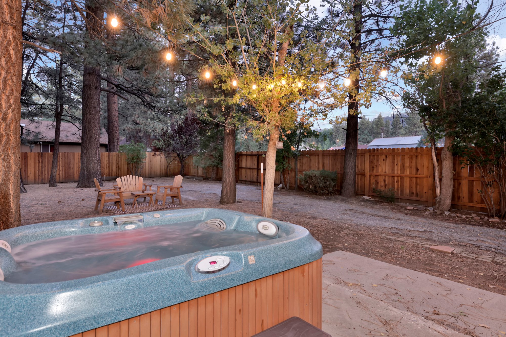 Cozy Fox Big Bear Retreat w/ Hot Tub