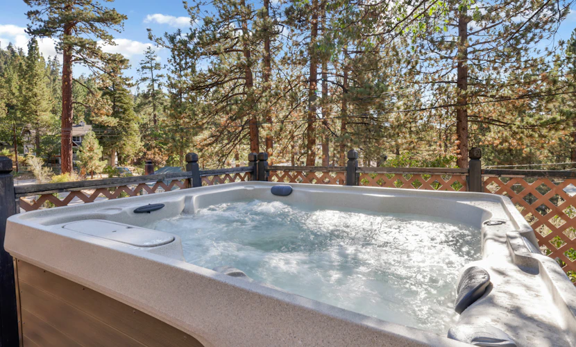 Moulin Rouge Village Retreat w/ Hot Tub