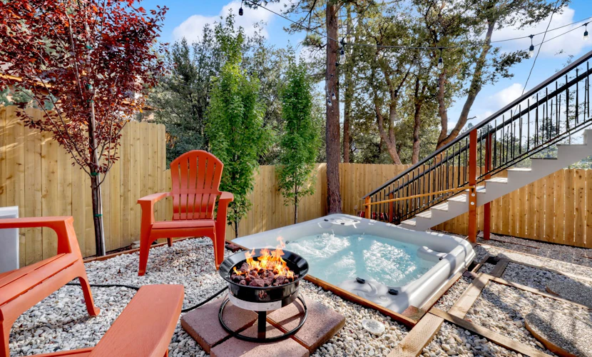 Chimney Peak Big Bear Chalet w/ Hot Tub + Games