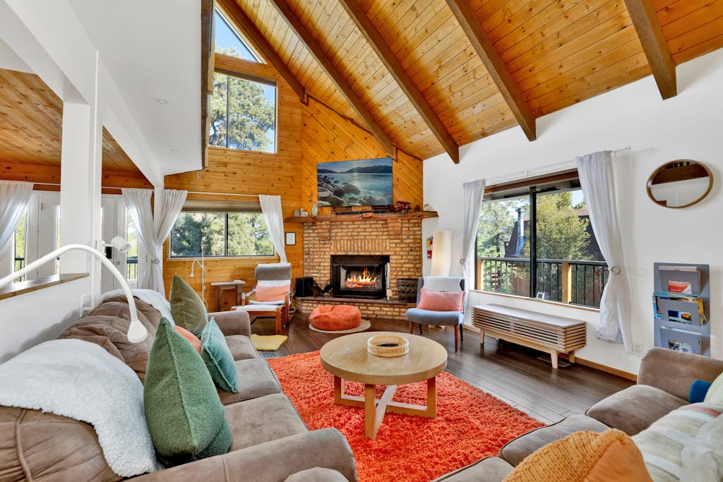 Chimney Peak Big Bear Chalet w/ Hot Tub + Games