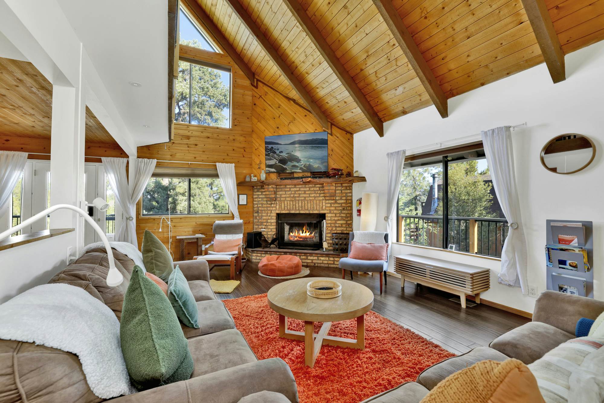 2048-Chimney Peak Chalet