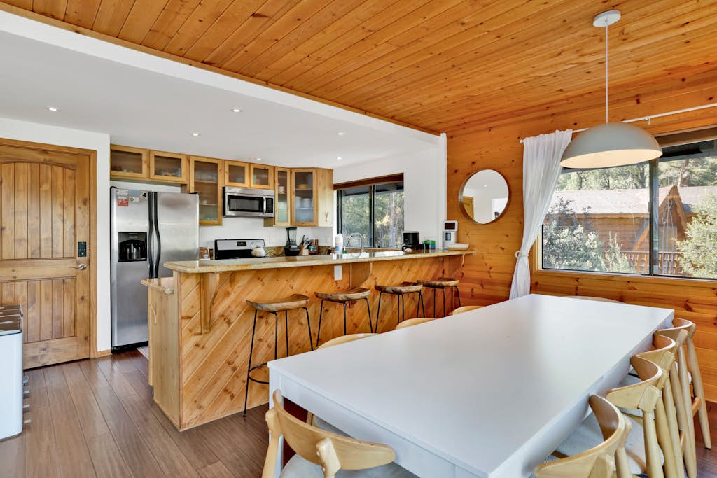 Chimney Peak Big Bear Chalet w/ Hot Tub + Games