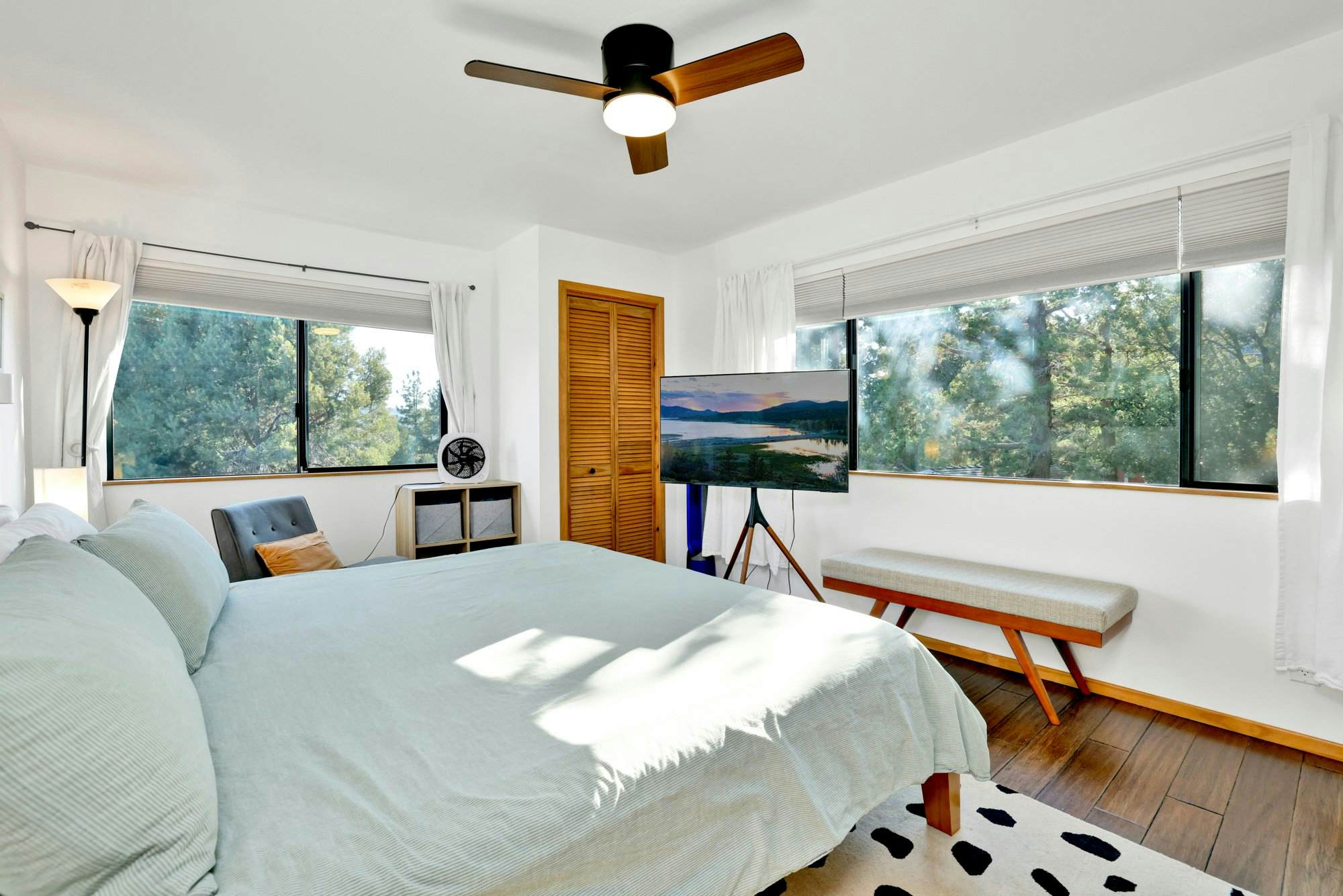 2048-Chimney Peak Chalet