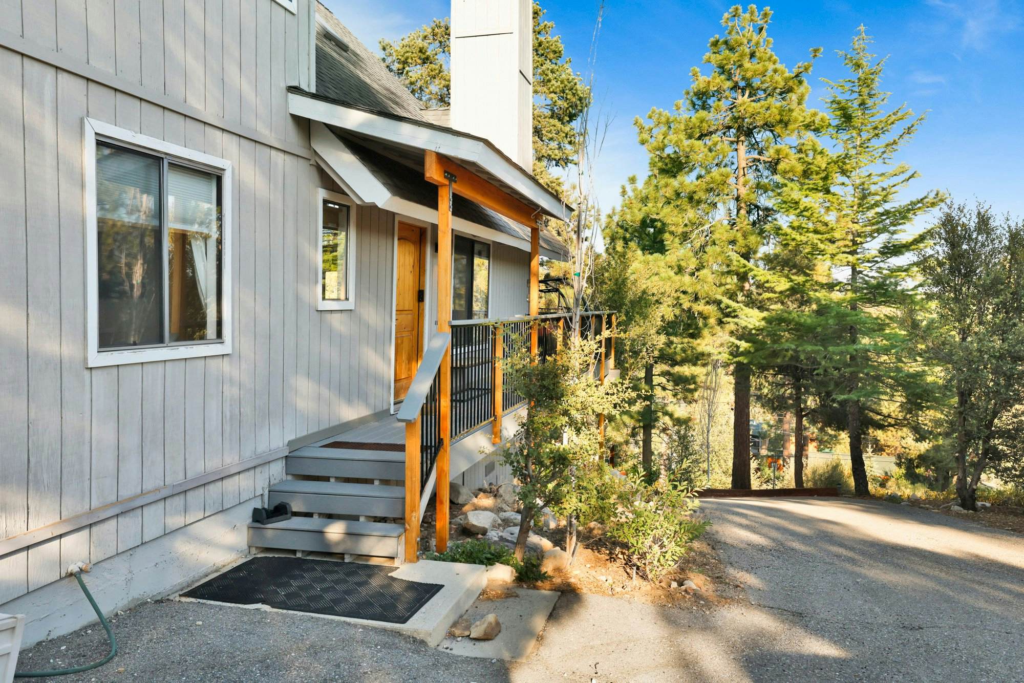 2048-Chimney Peak Chalet